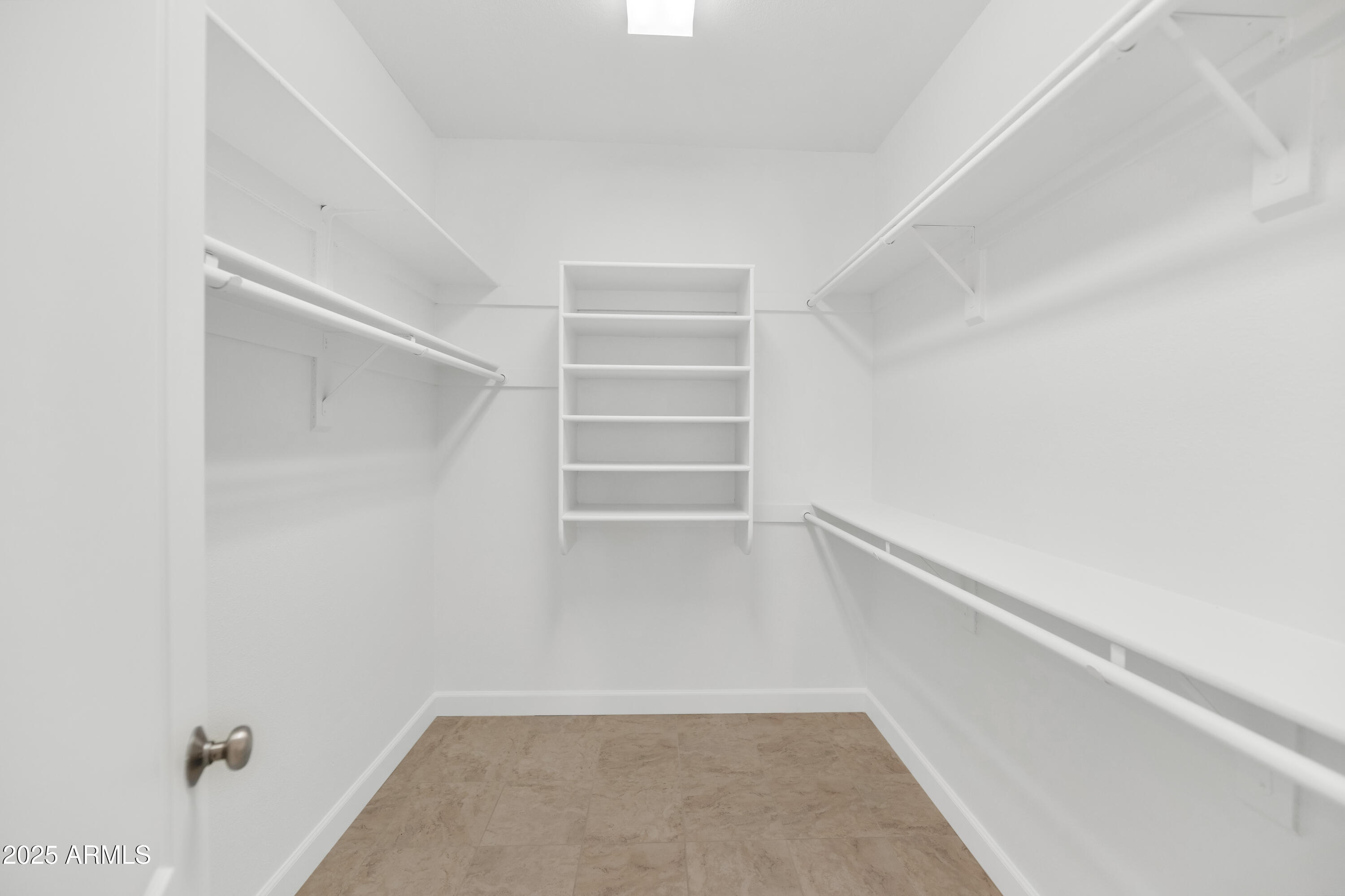 8989 N GAINEY CENTER Drive, 211