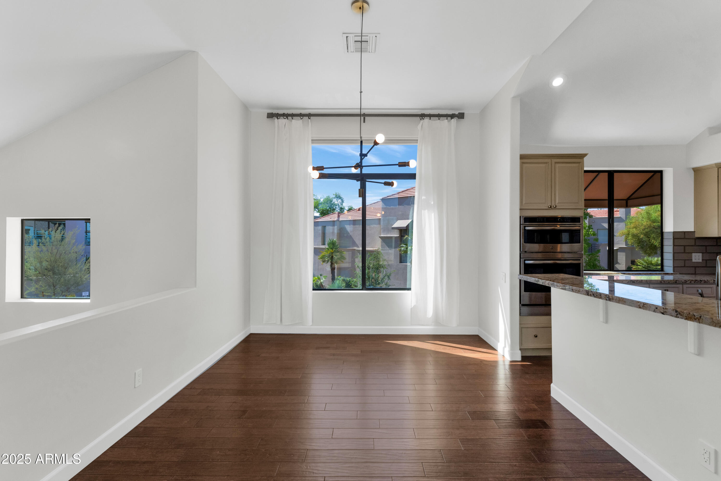 8989 N GAINEY CENTER Drive, 211