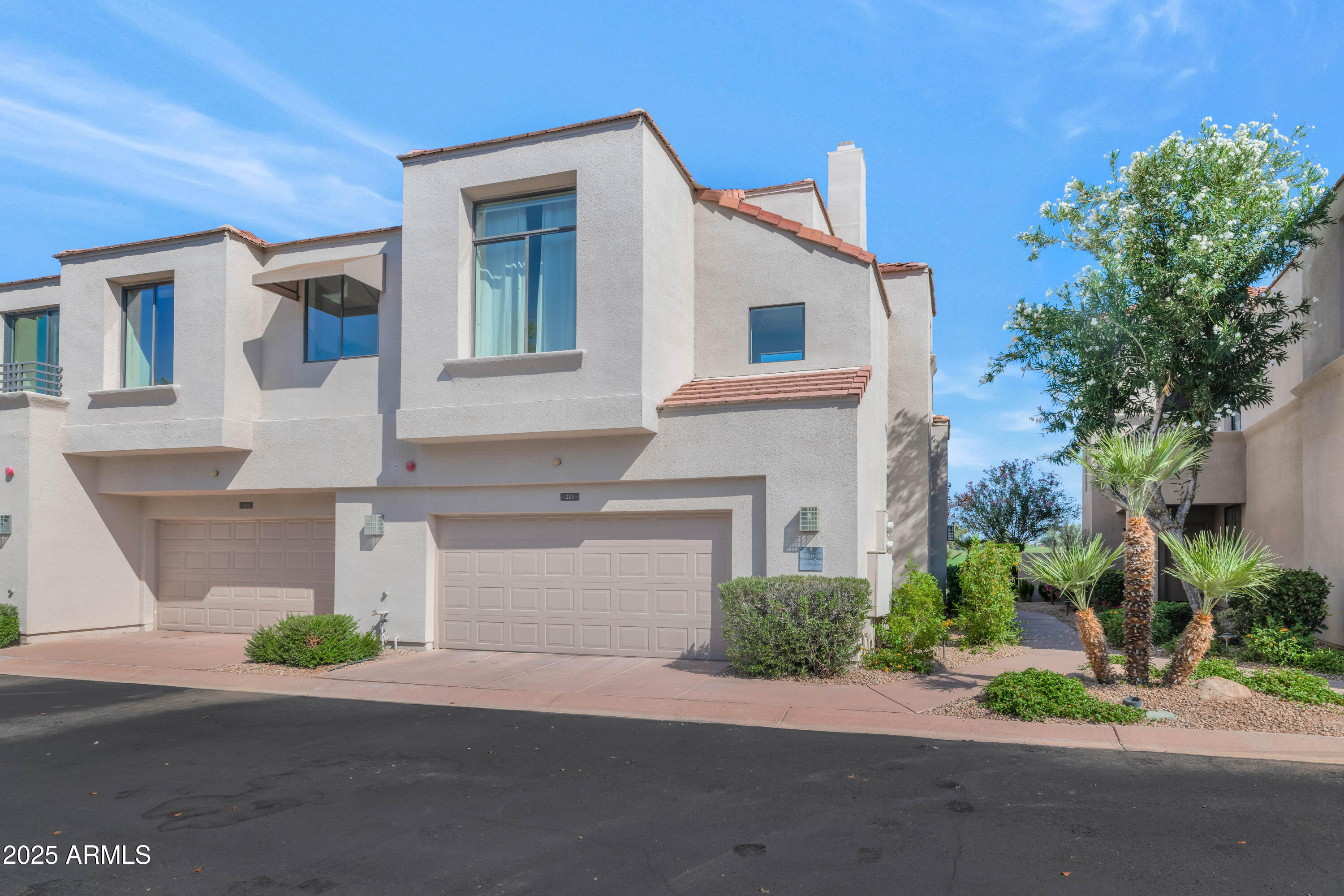 8989 N GAINEY CENTER Drive, 211