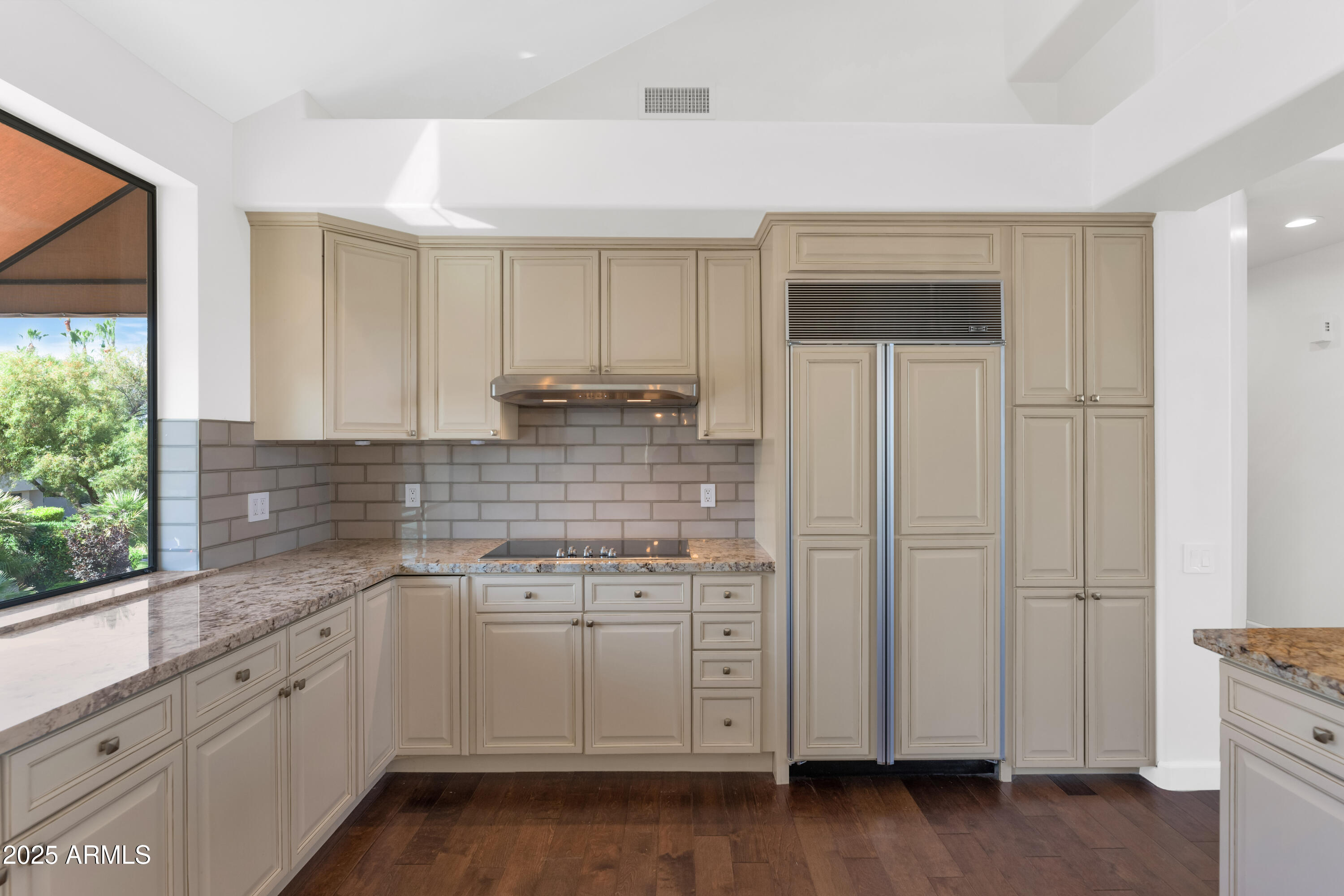 8989 N GAINEY CENTER Drive, 211