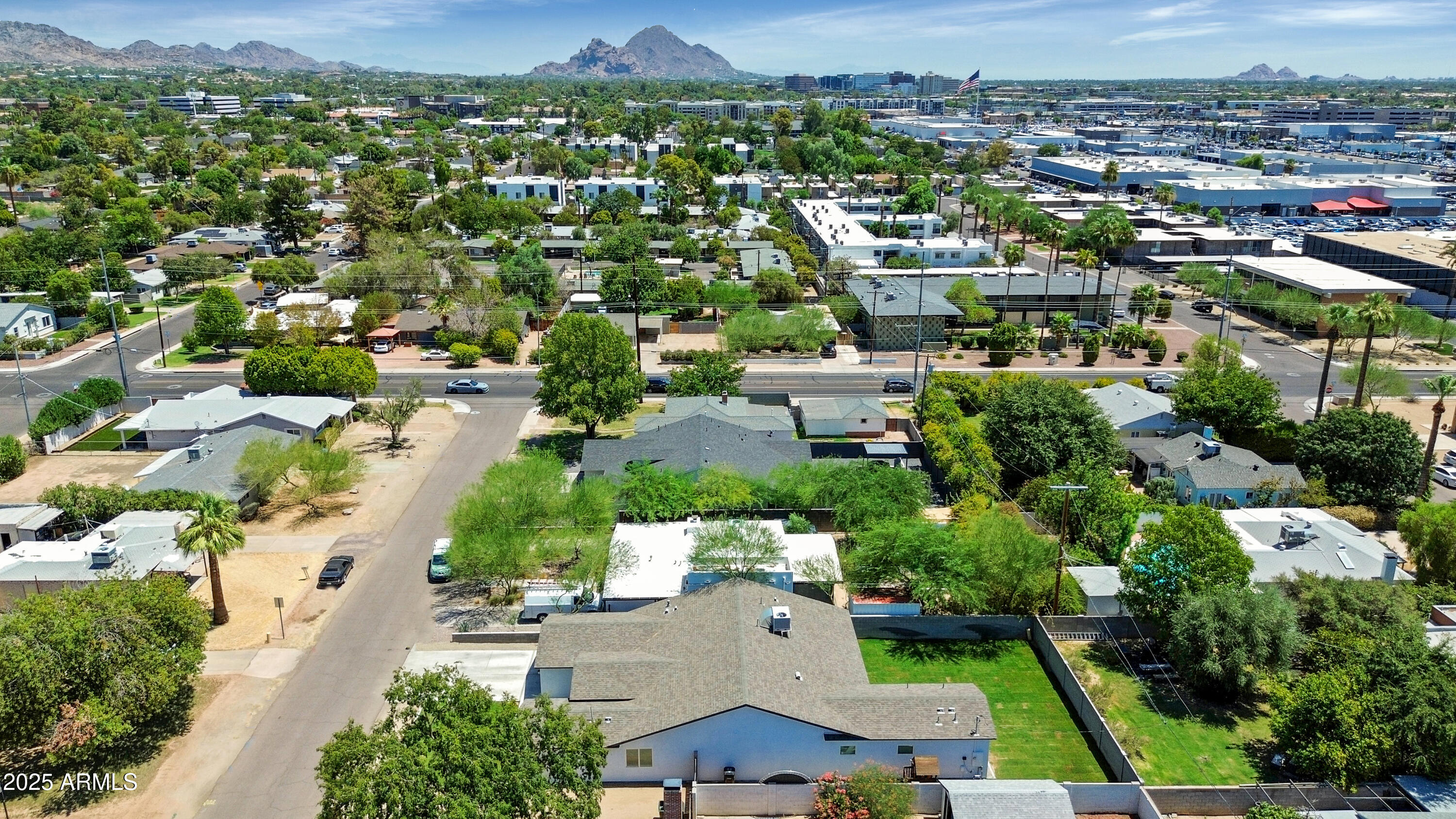 1127 E FERN Drive