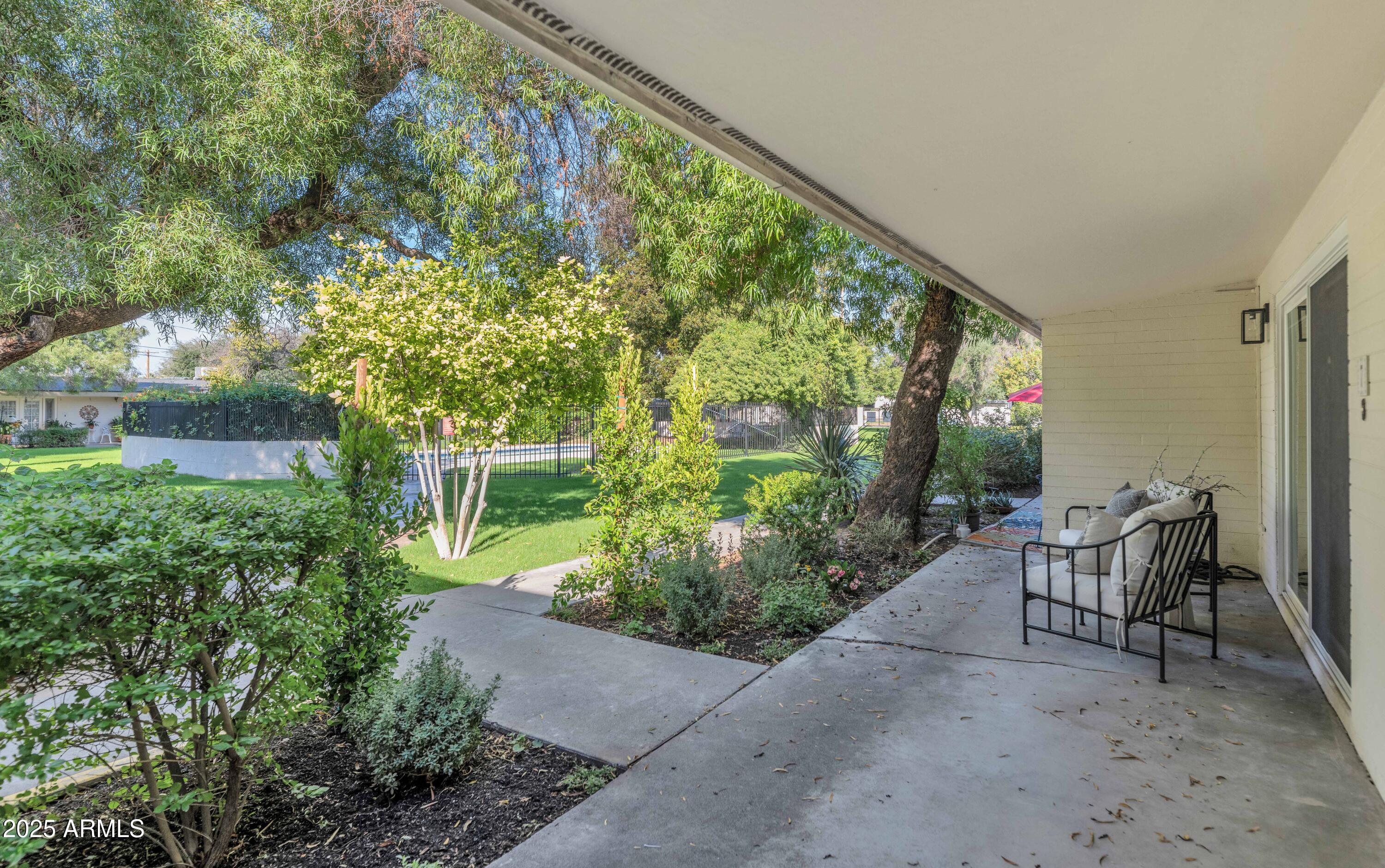 3505 E CAMPBELL Avenue, 7