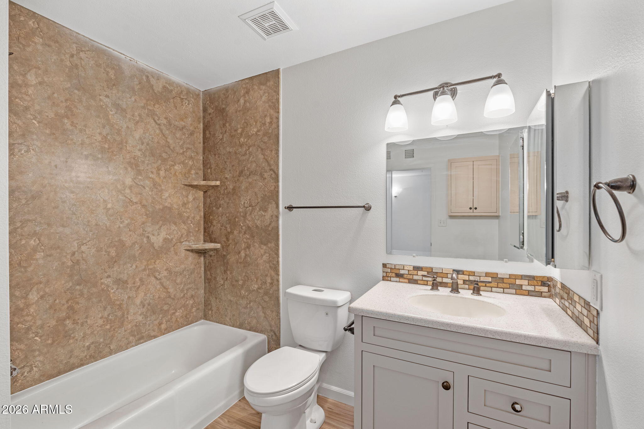 2137 E APOLLO Avenue