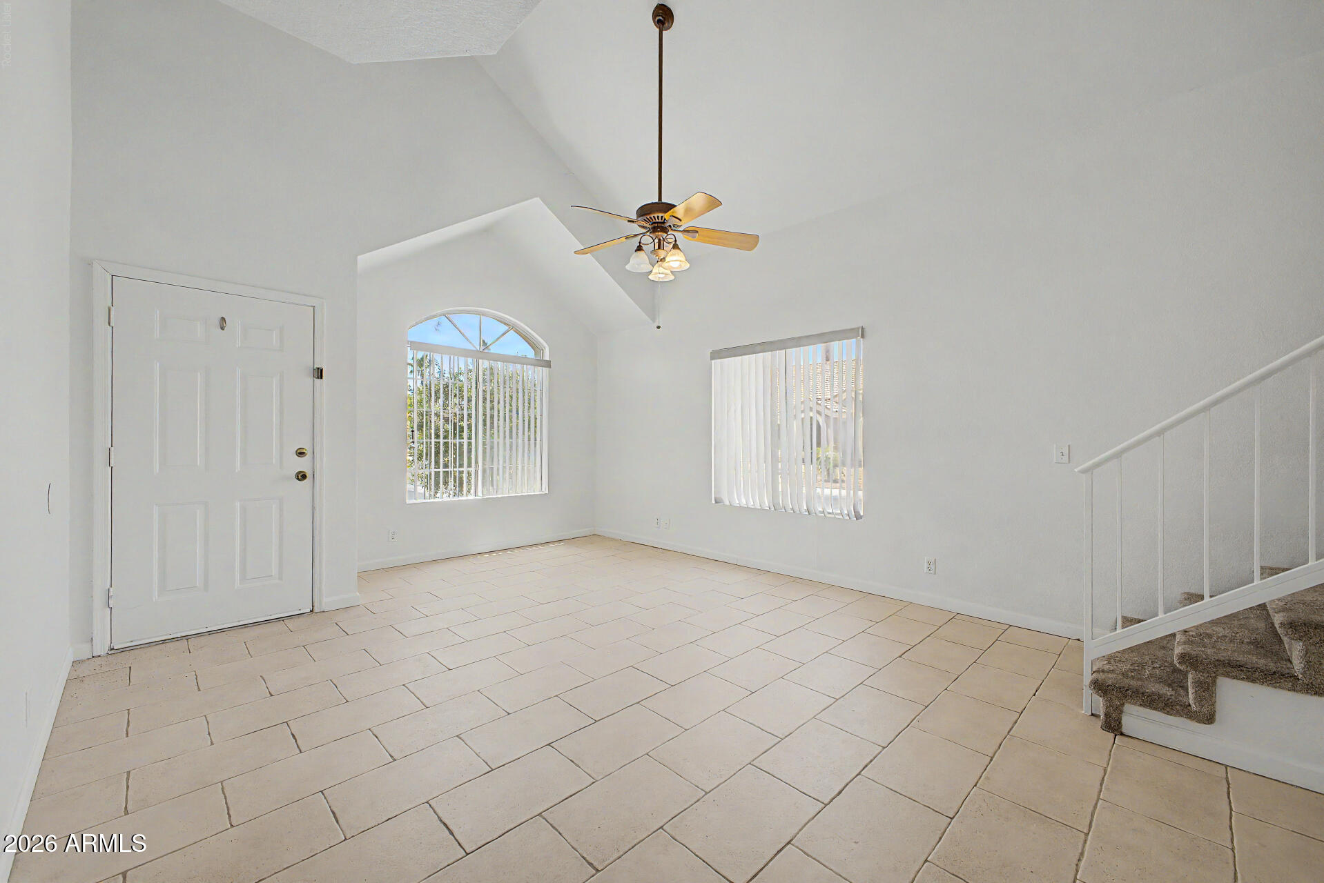 822 W BRADFORD Drive