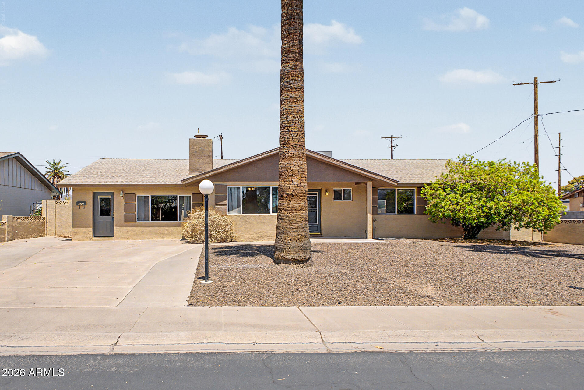 622 E GRACE Drive