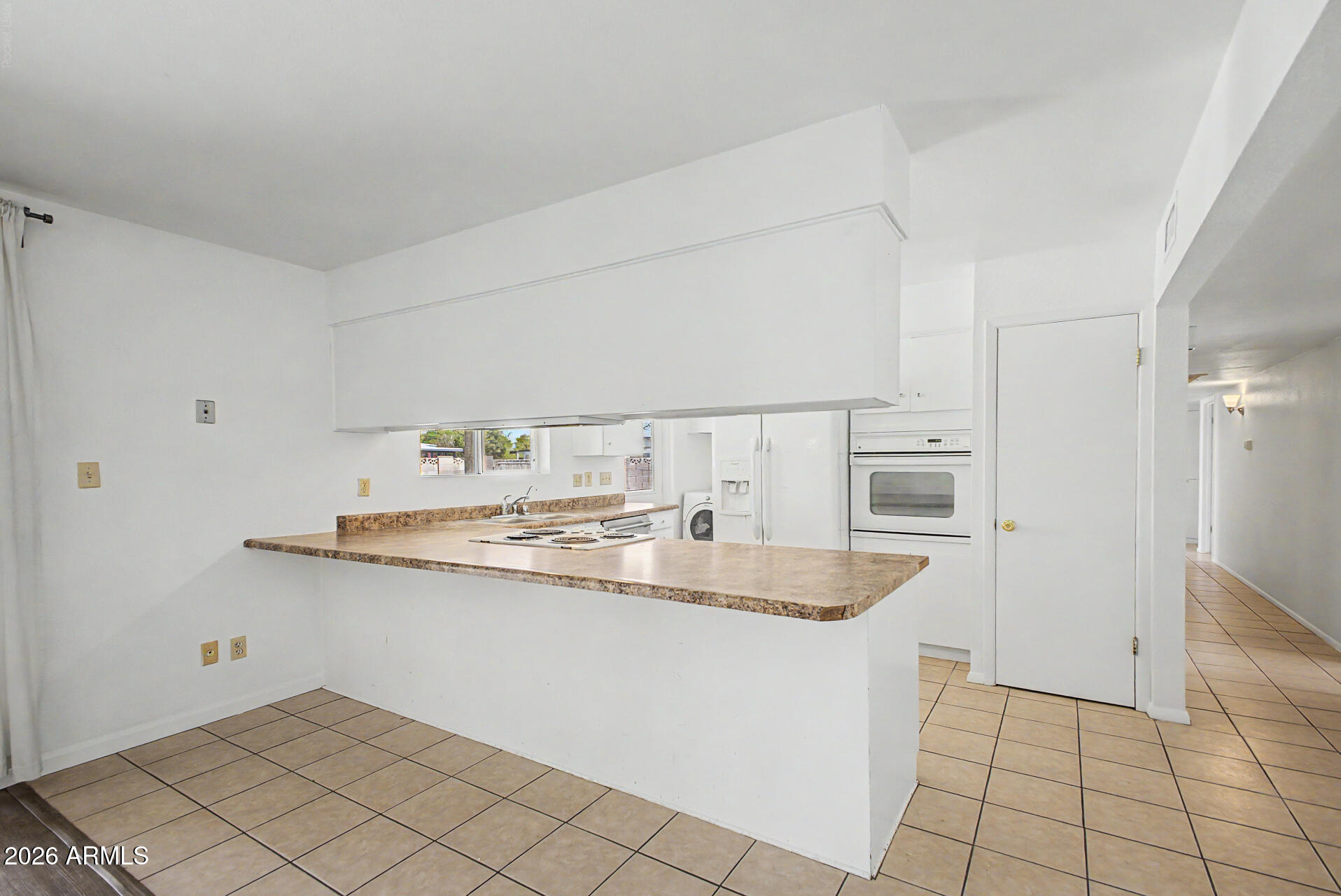 622 E GRACE Drive