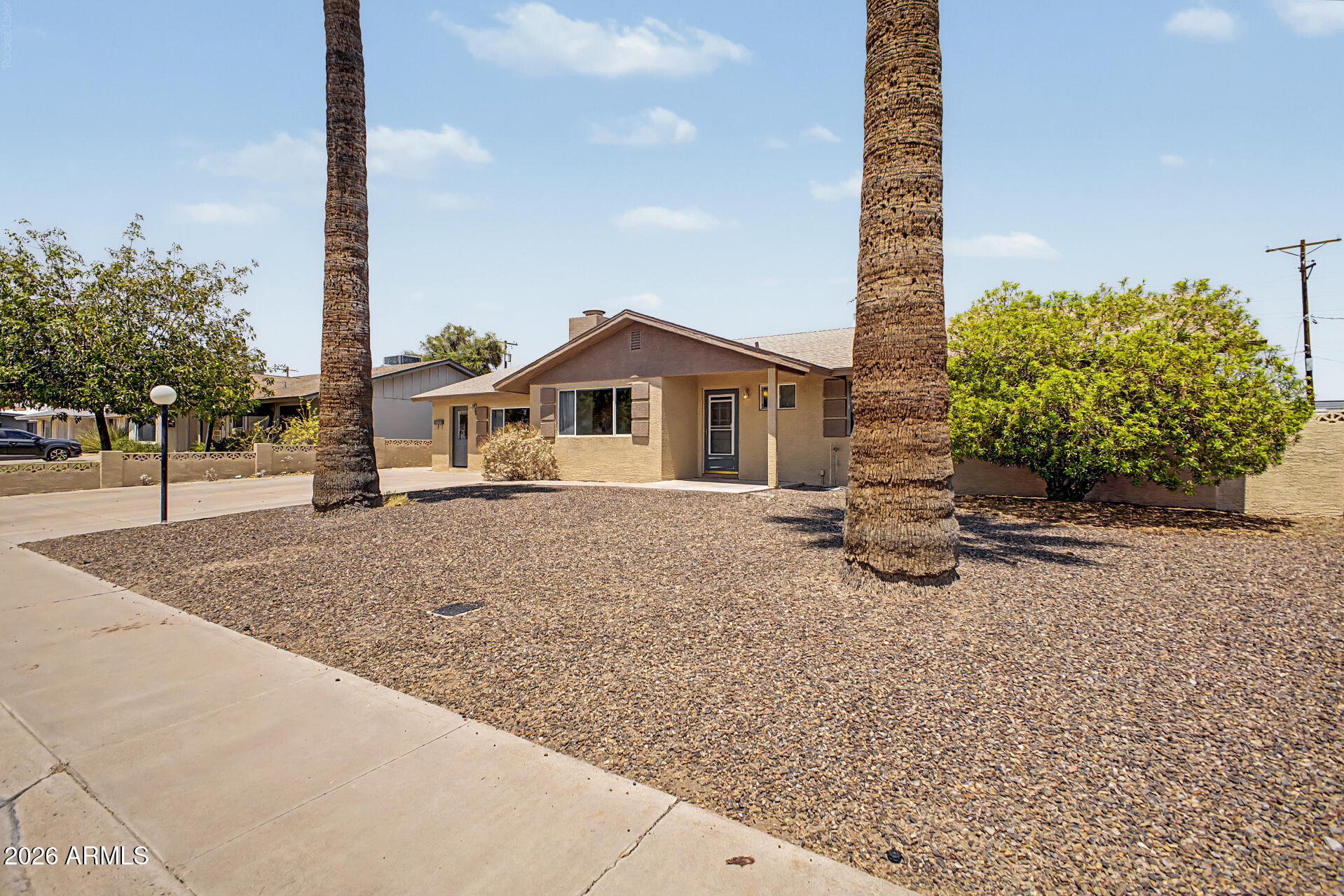 622 E GRACE Drive