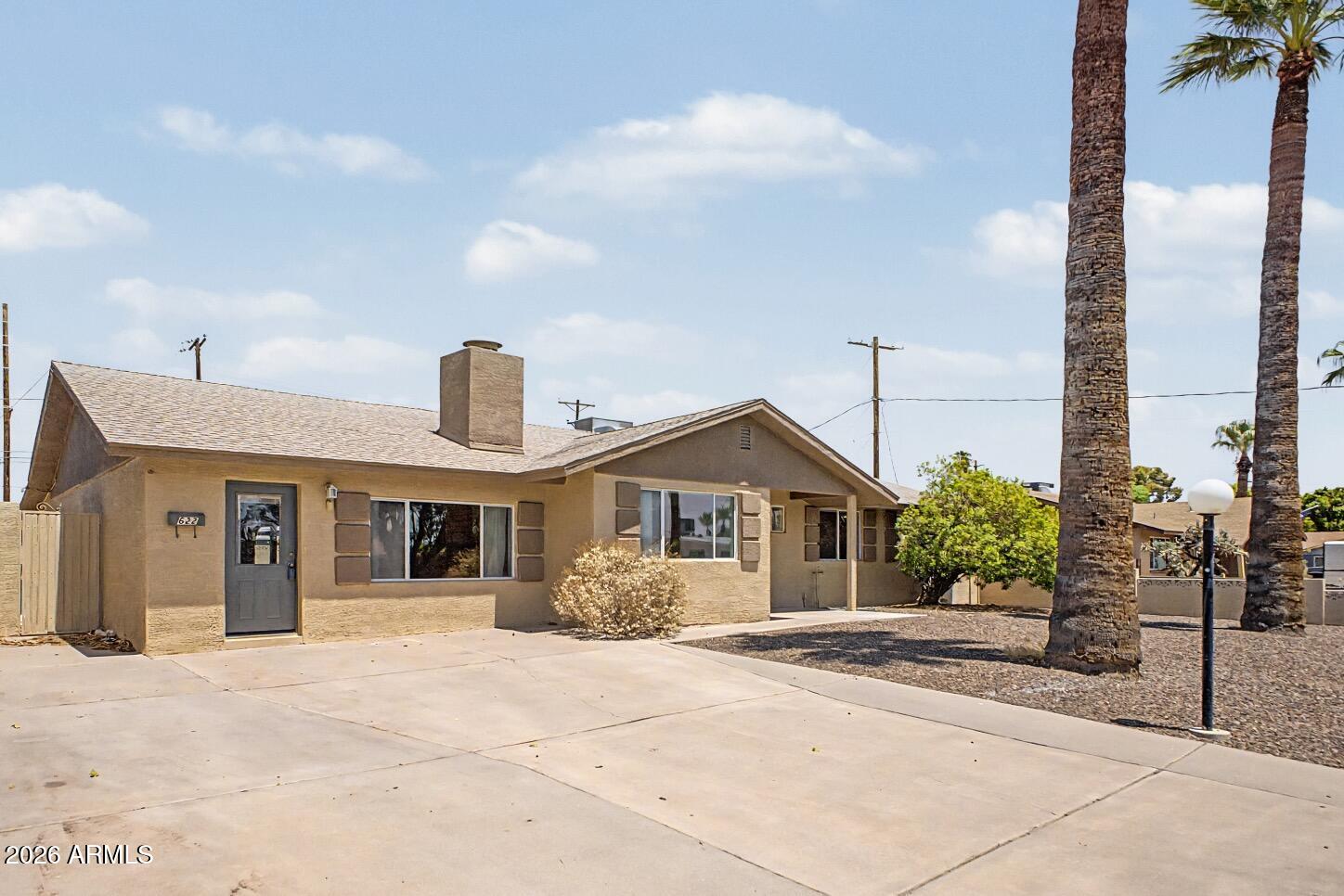 622 E GRACE Drive