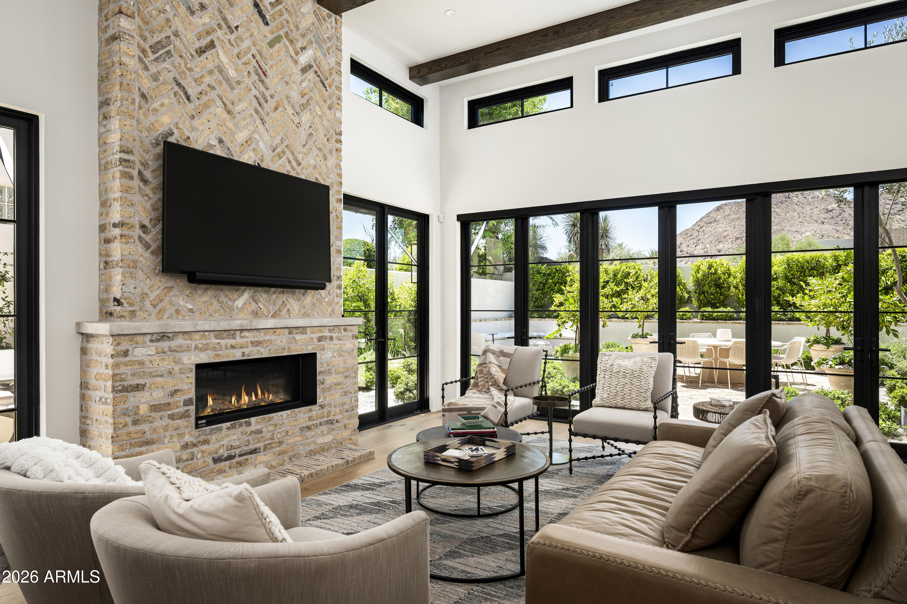 5101 N CASA BLANCA Drive 305