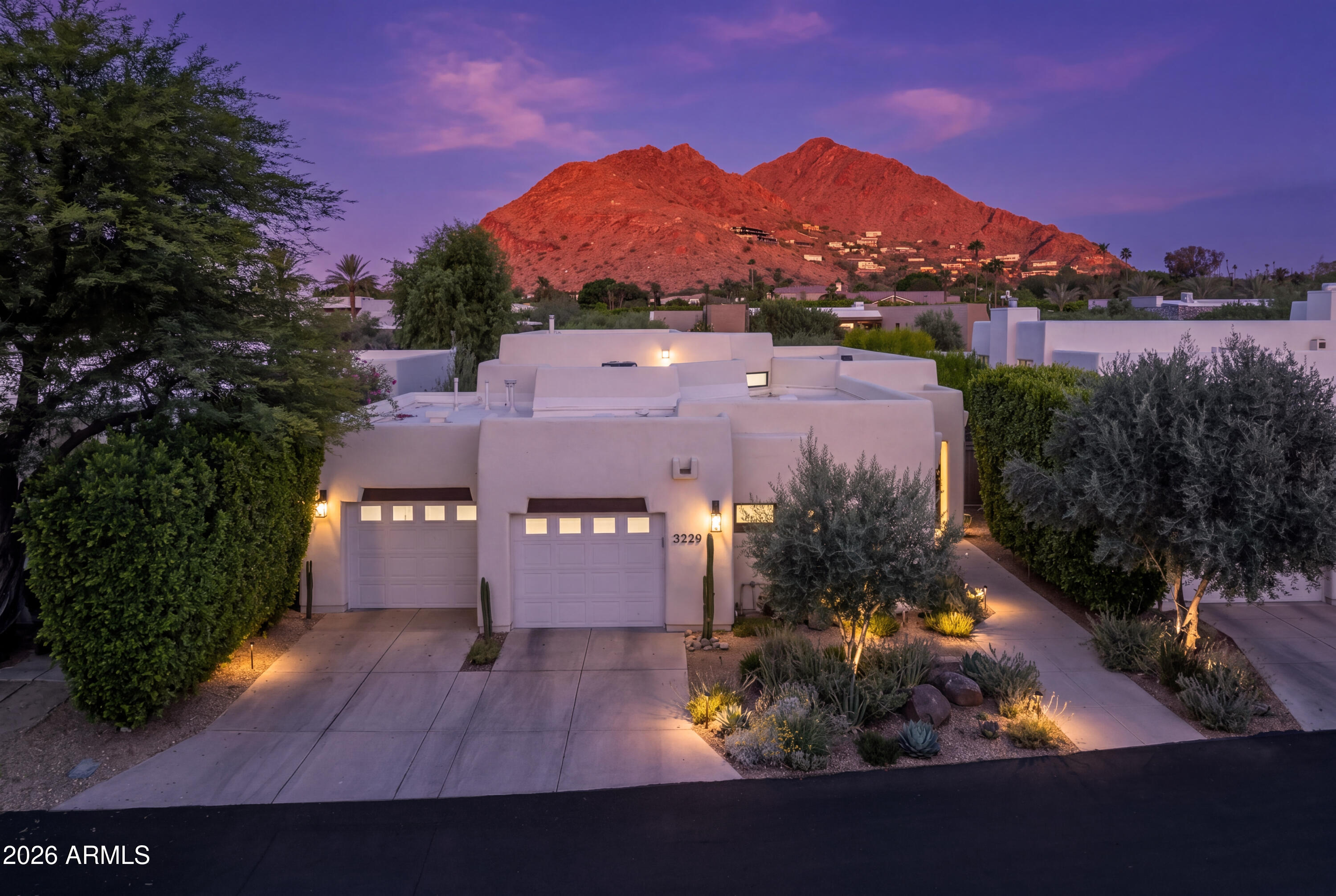 5101 N CASA BLANCA Drive 305