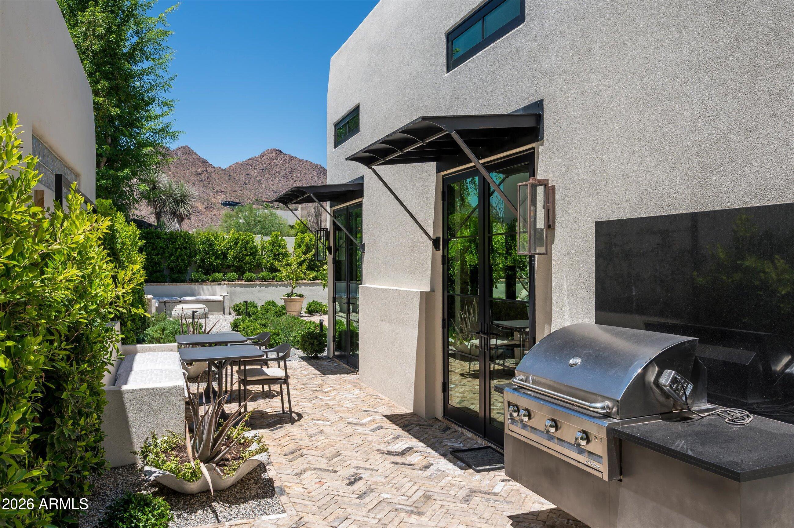 5101 N CASA BLANCA Drive 305