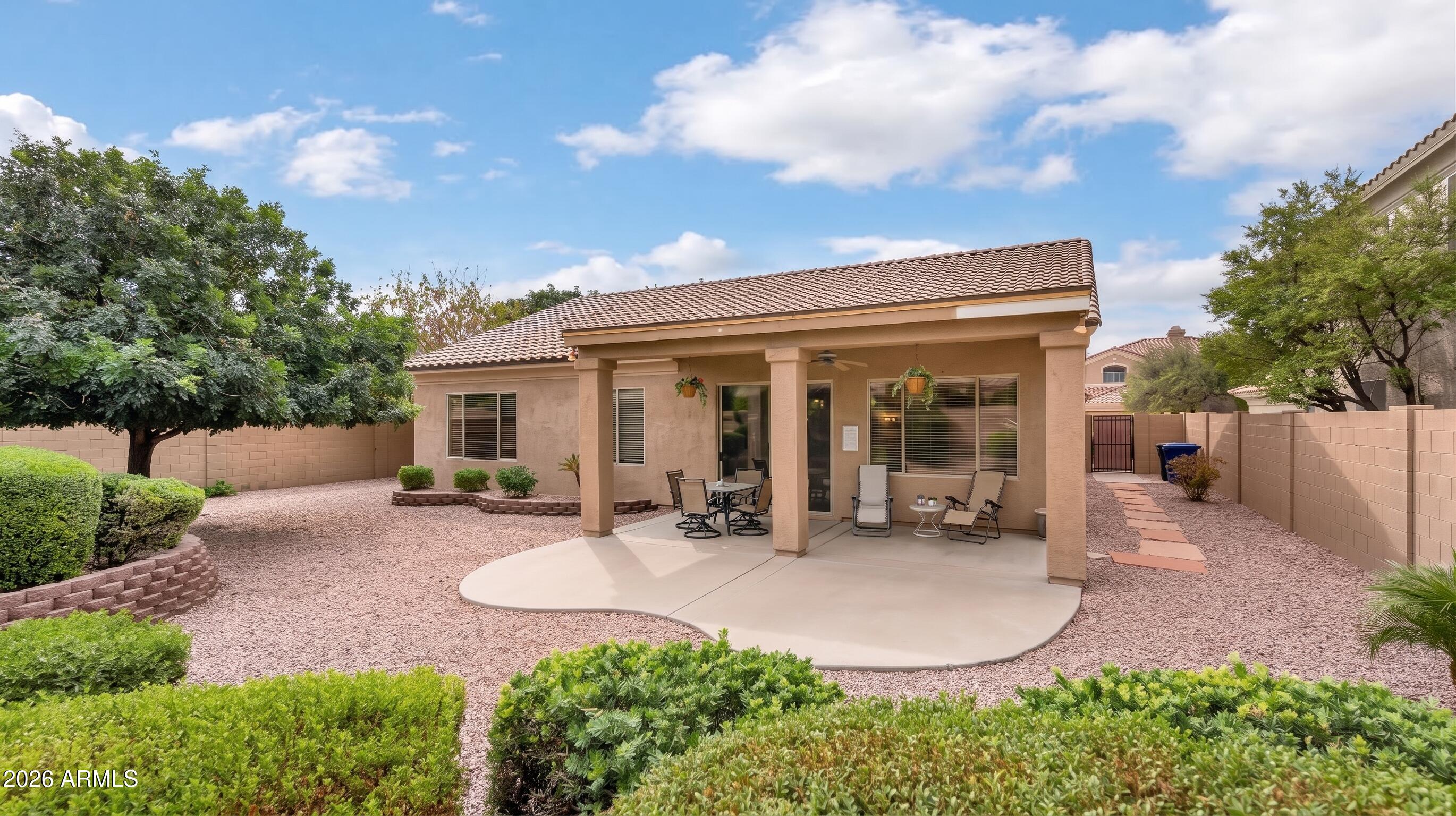 1414 W REMINGTON Drive