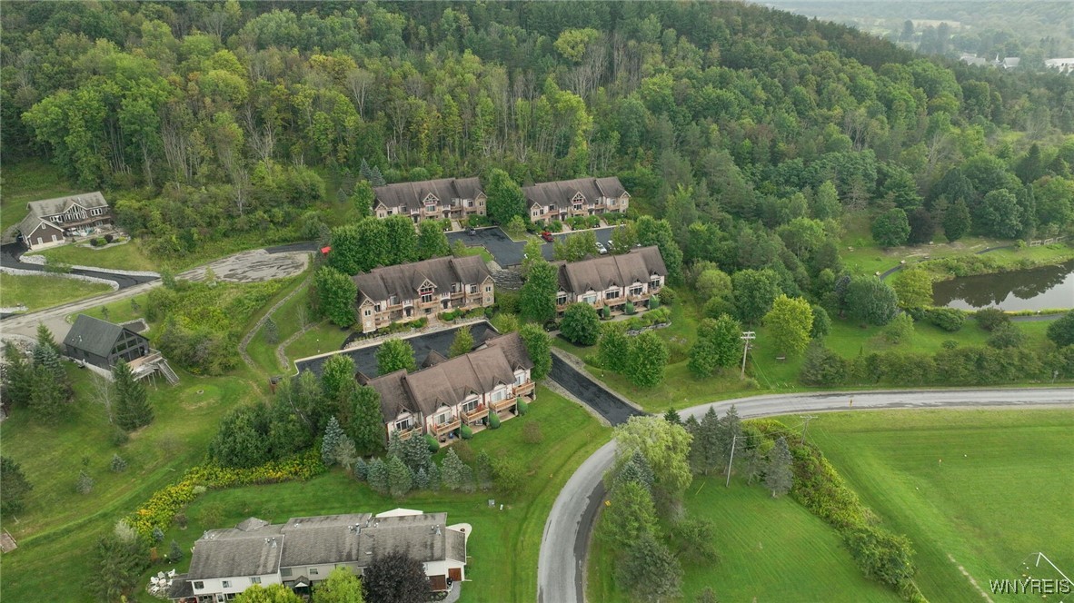 8 Mountain View - Upper