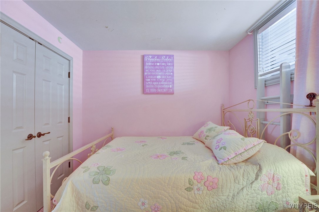 8 Mountain View - Upper