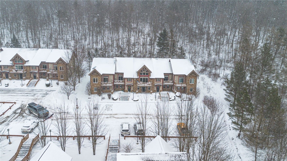 8 Mountain View - Upper