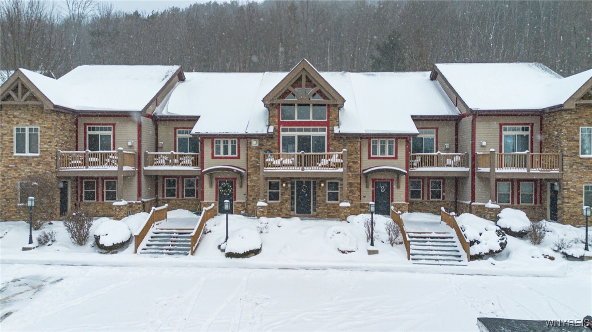 8 Mountain View - Upper