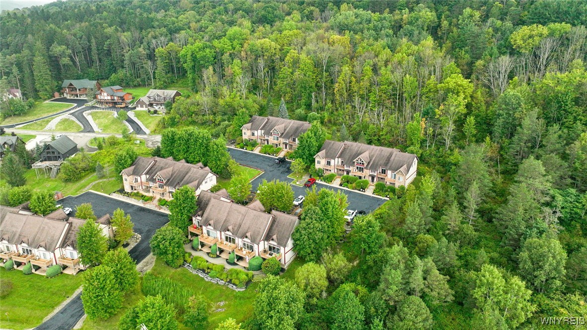 8 Mountain View - Upper