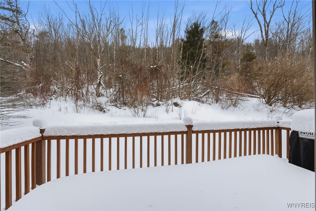 8 Mountain View - Upper