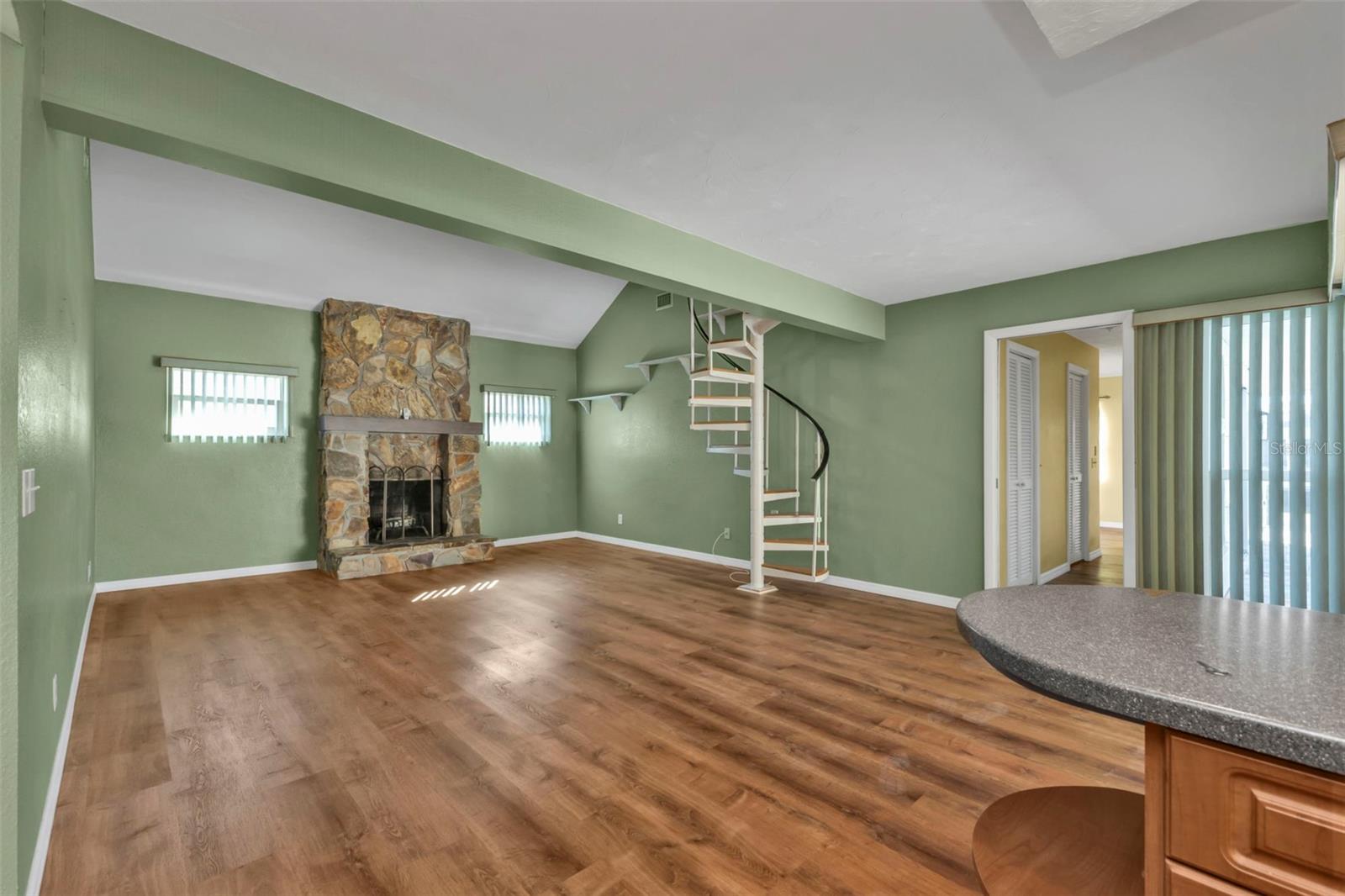 4107 ROCK CREEK DR