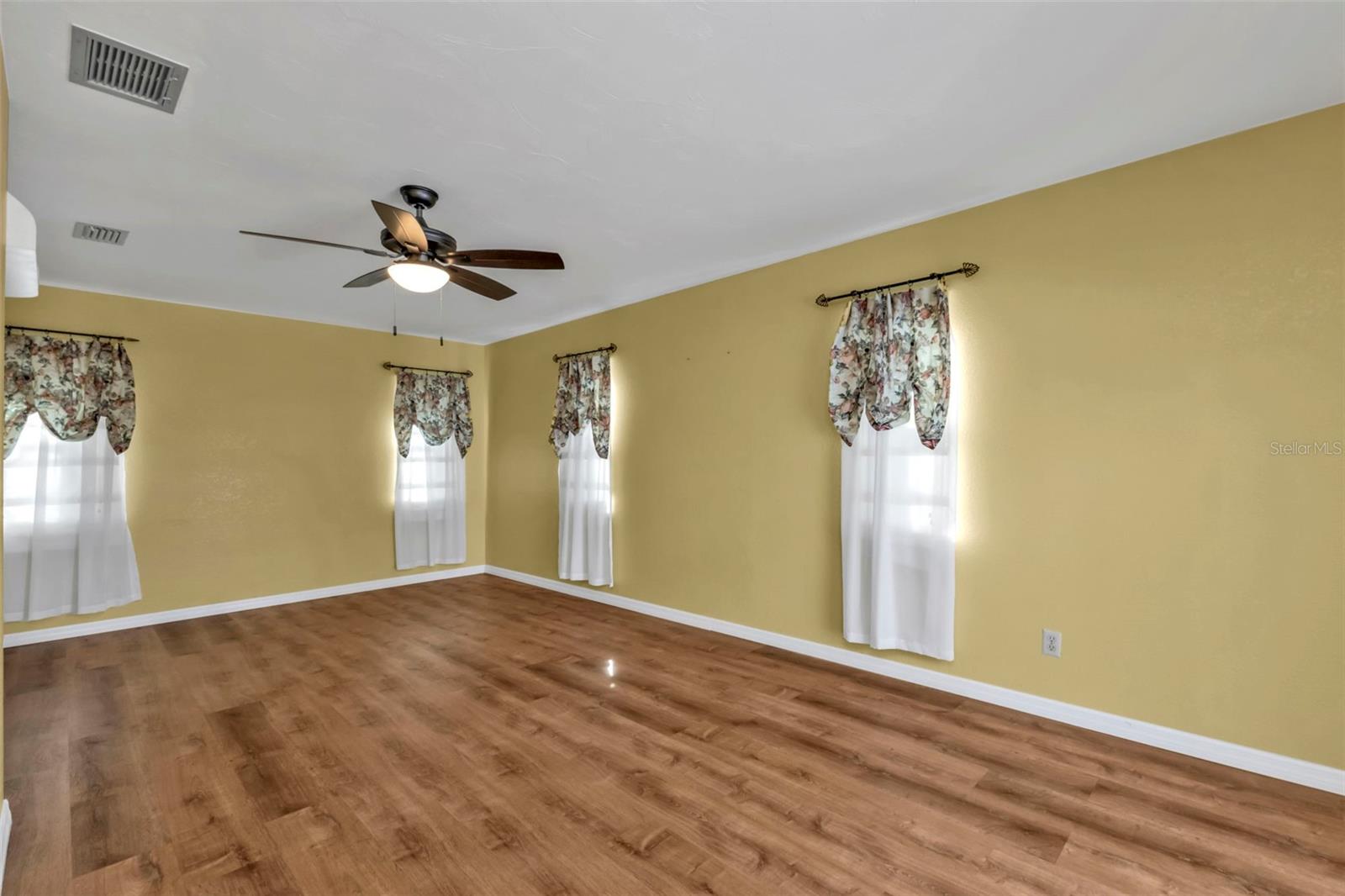 4107 ROCK CREEK DR