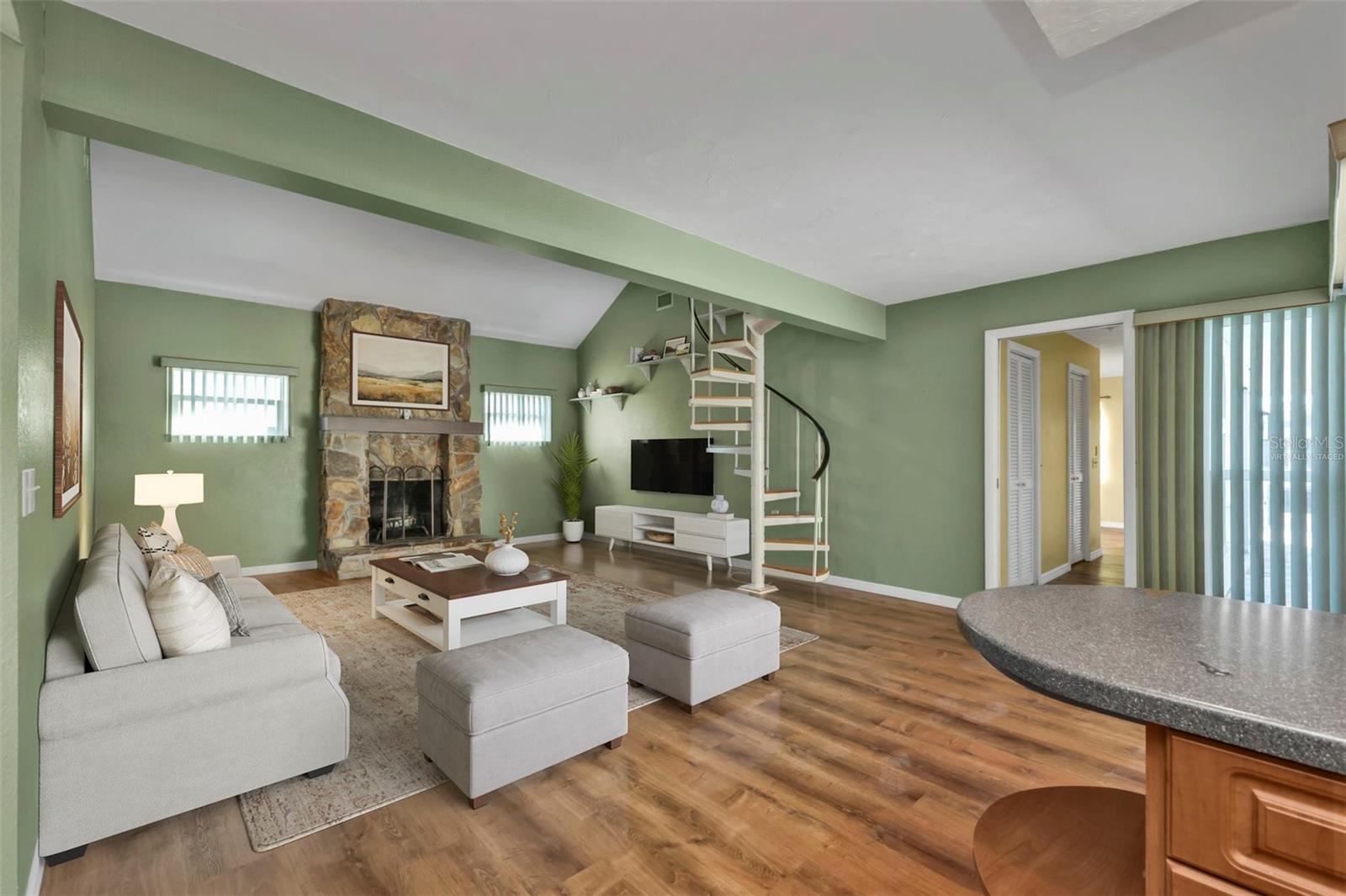 4107 ROCK CREEK DR