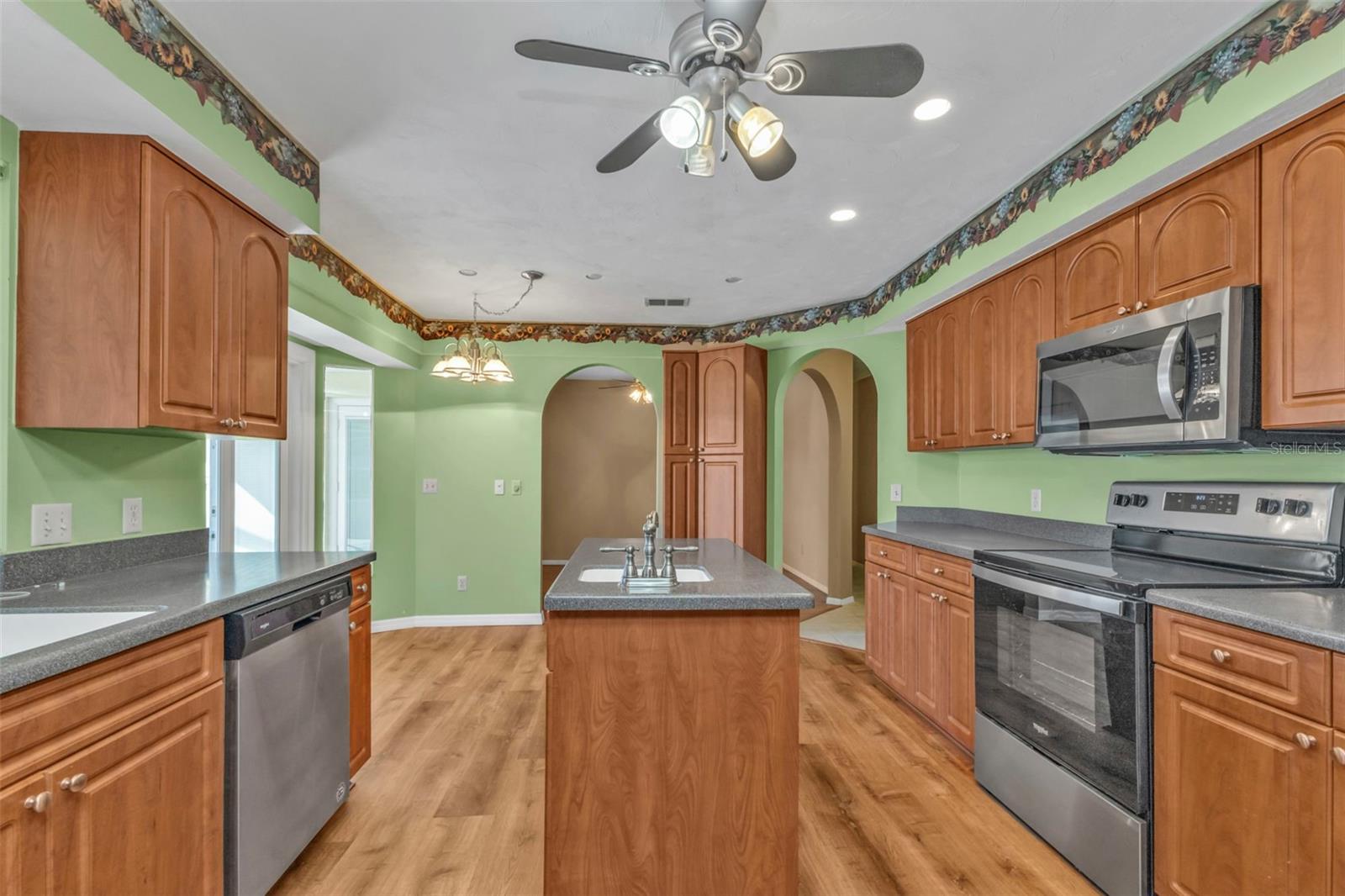4107 ROCK CREEK DR
