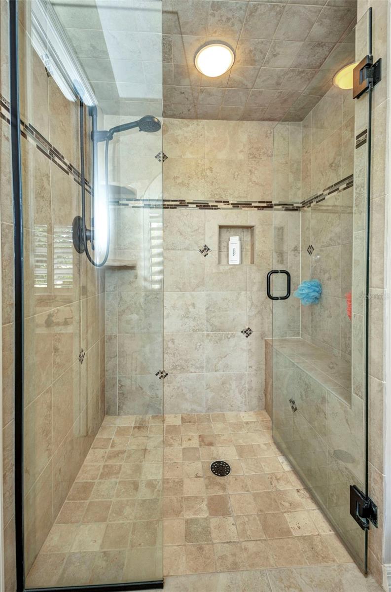 250 FREEPORT CT