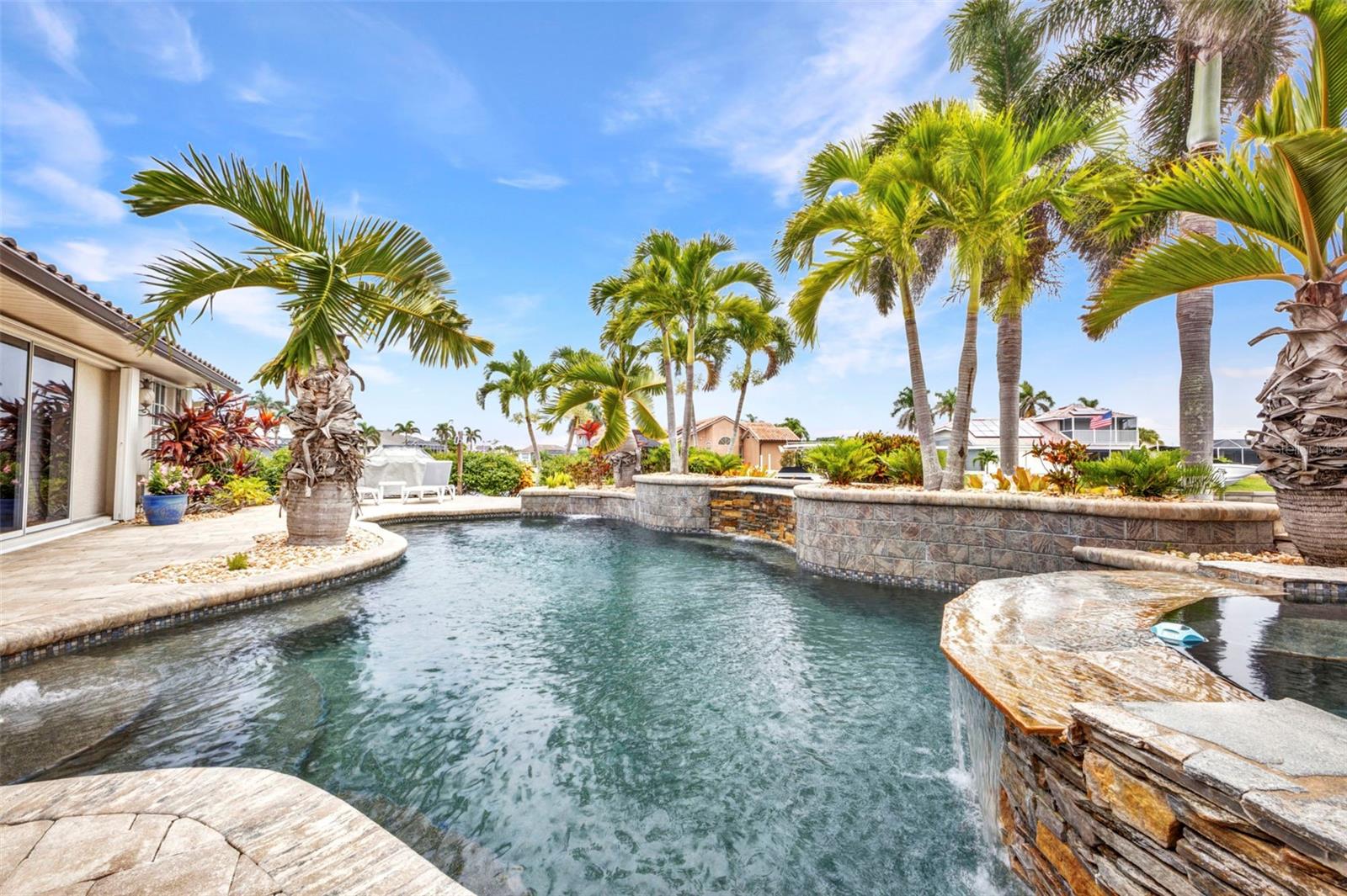 250 FREEPORT CT