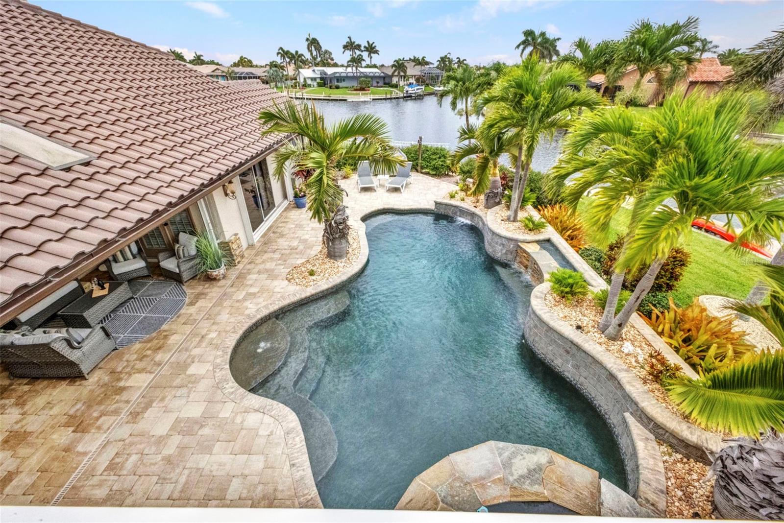 250 FREEPORT CT