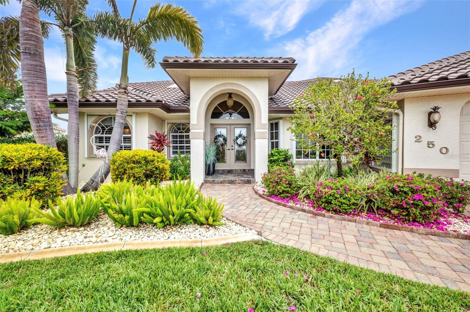 250 FREEPORT CT