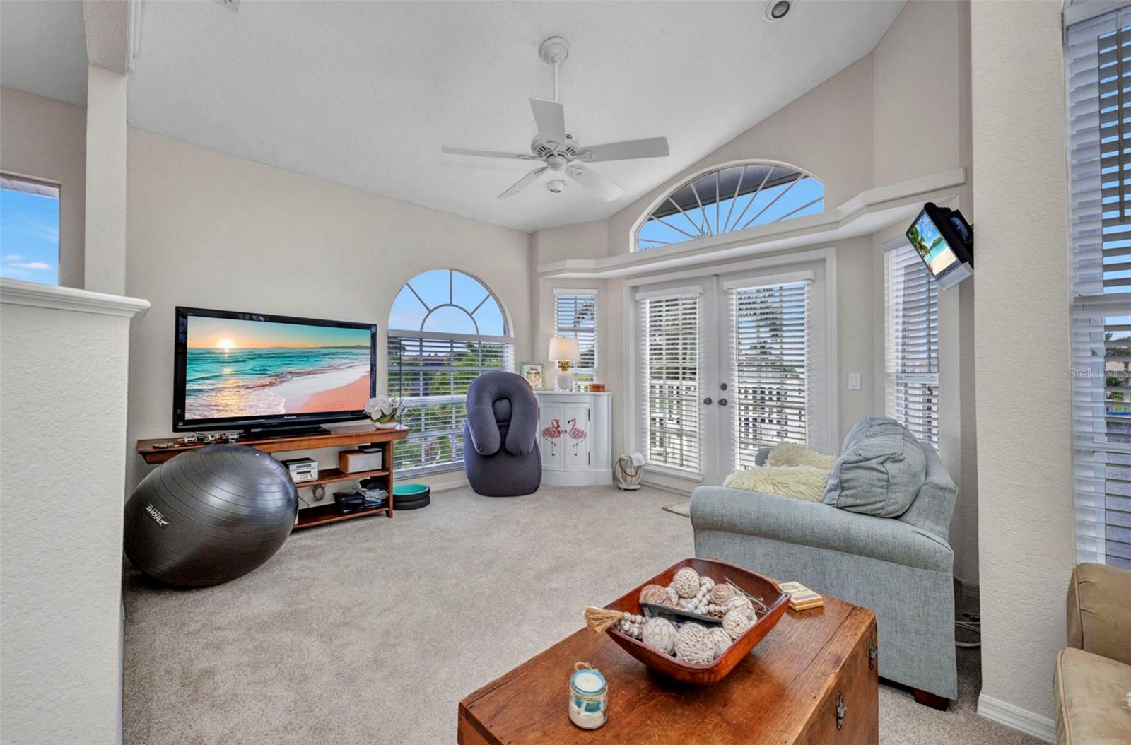 250 FREEPORT CT