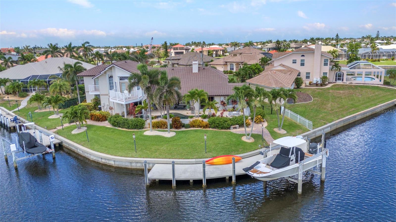 250 FREEPORT CT