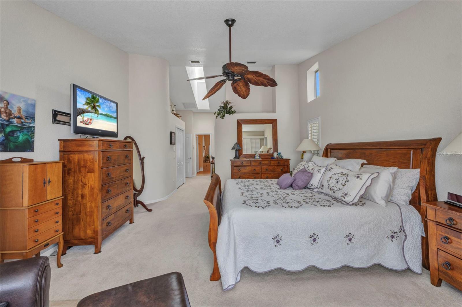 250 FREEPORT CT