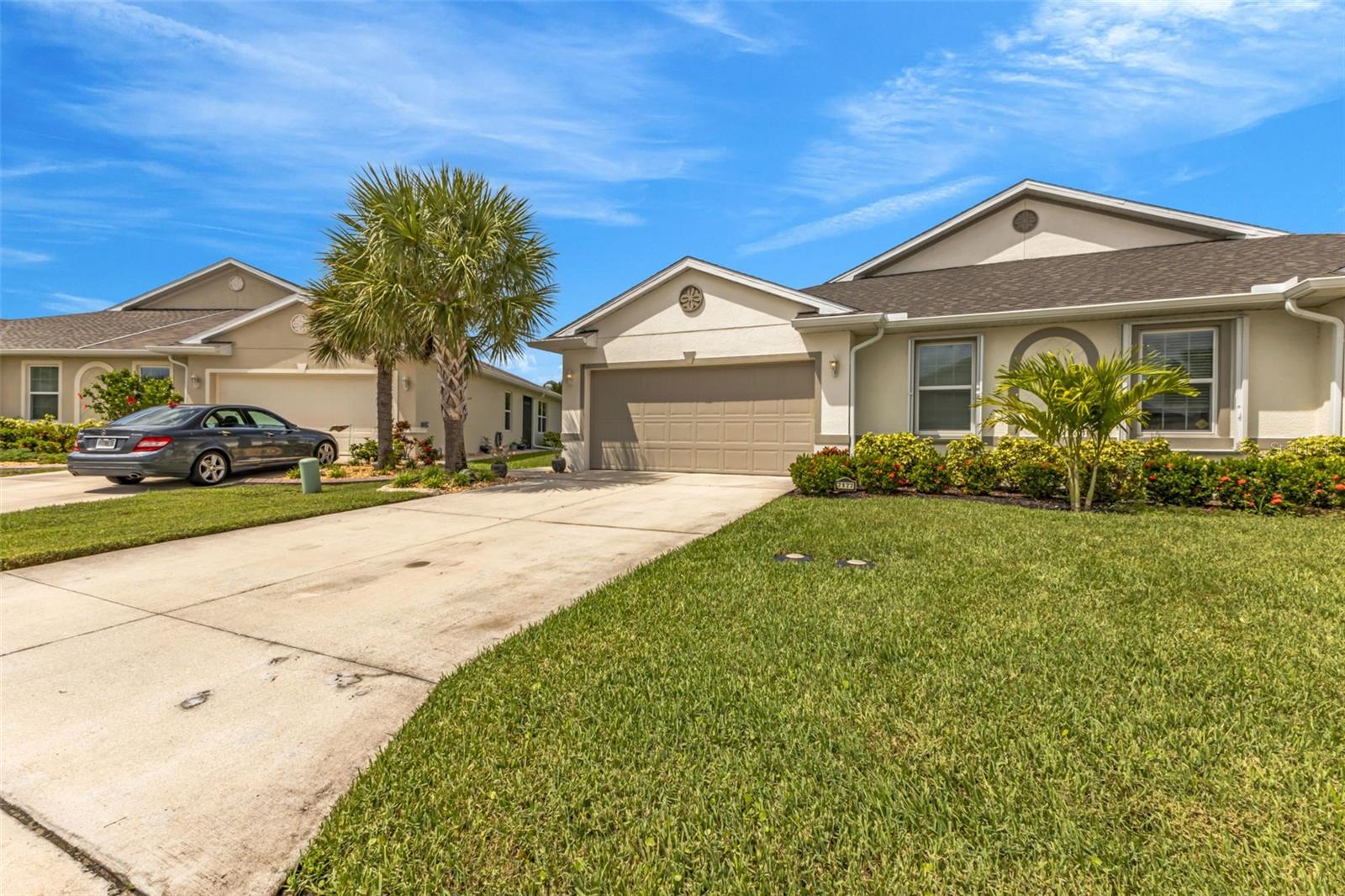 7177 W LENOX CIR
