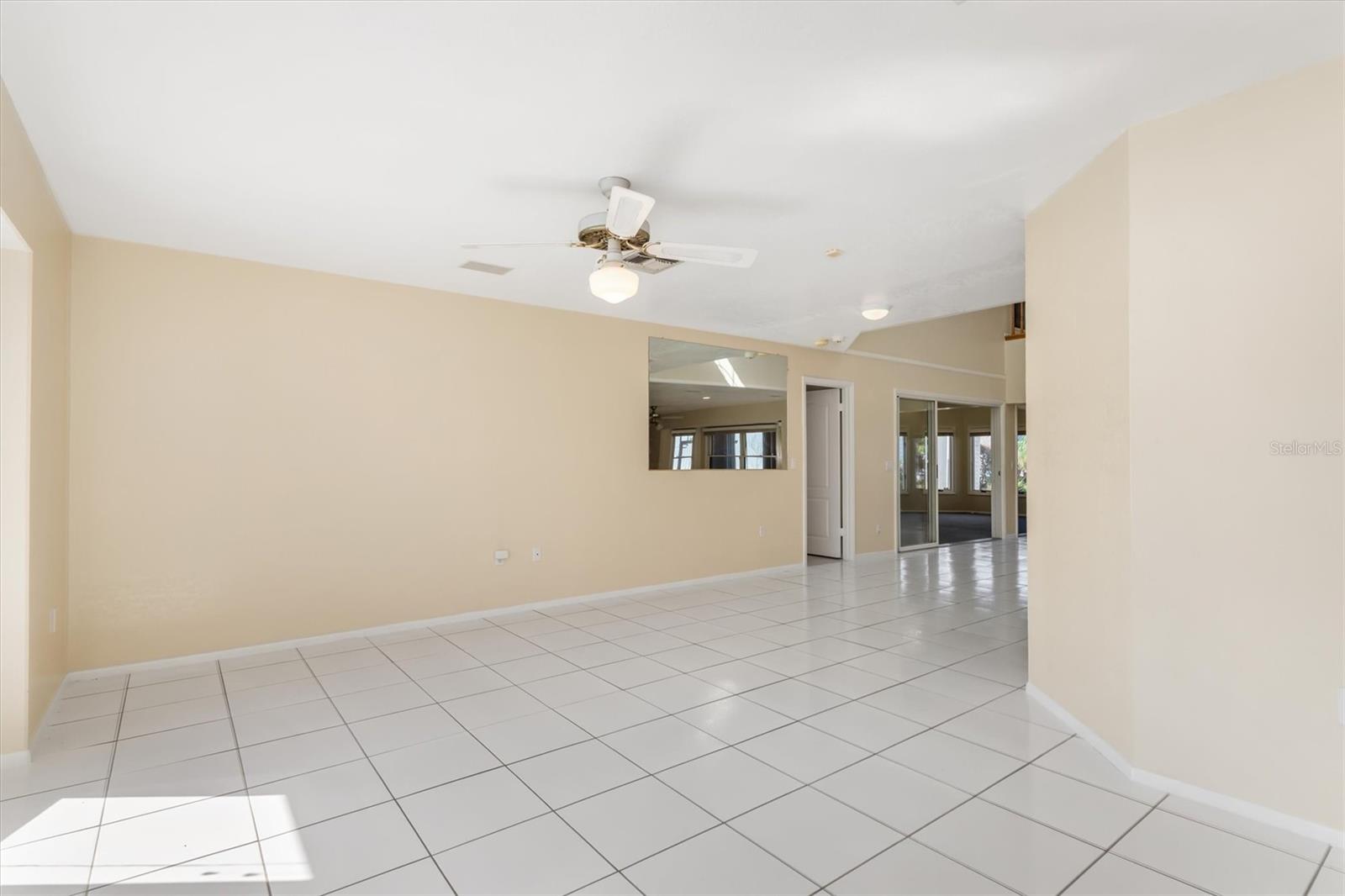 4405 HARBOR BLVD