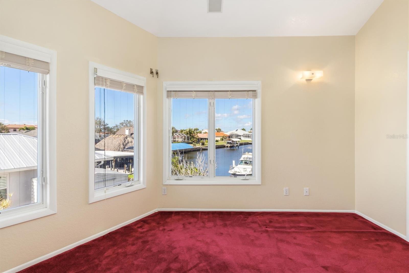 4405 HARBOR BLVD