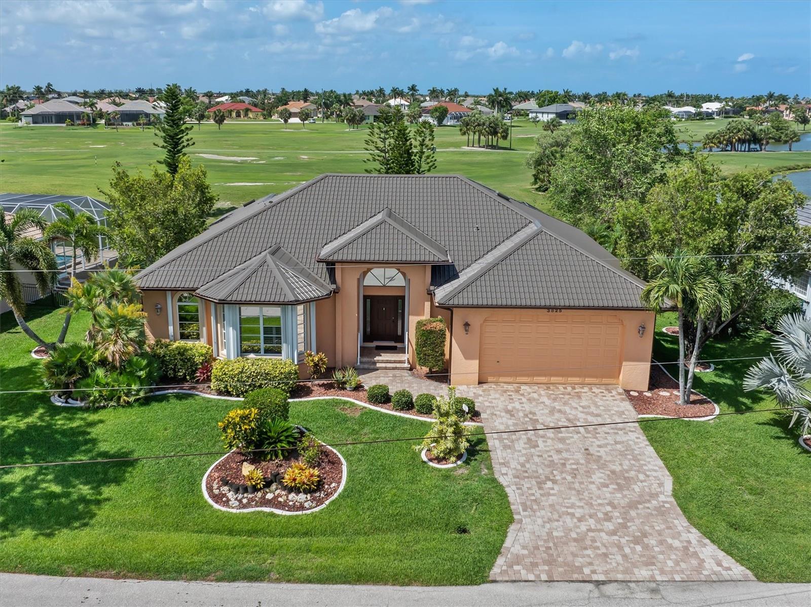 3825 BORDEAUX DR
