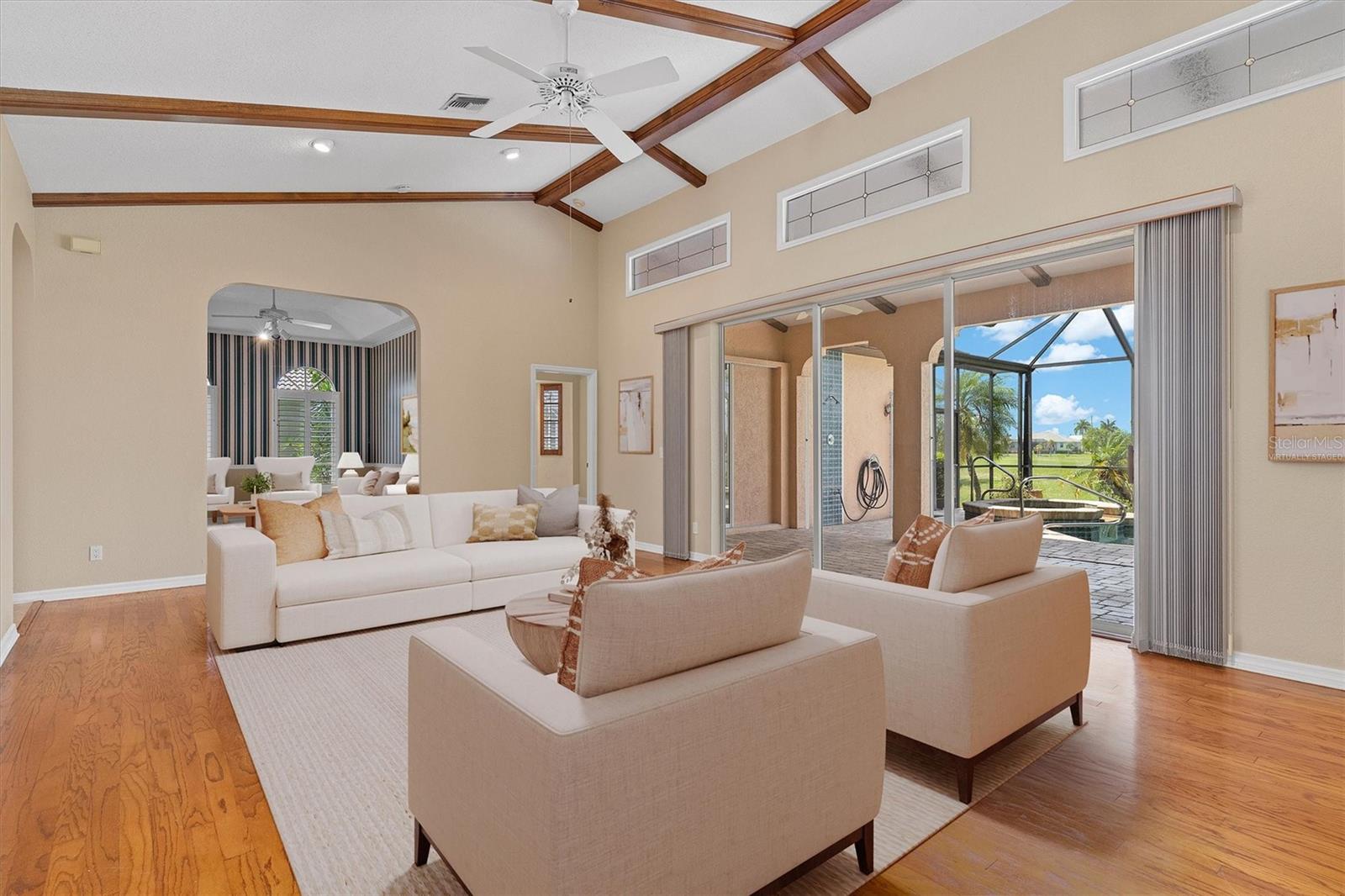 3825 BORDEAUX DR