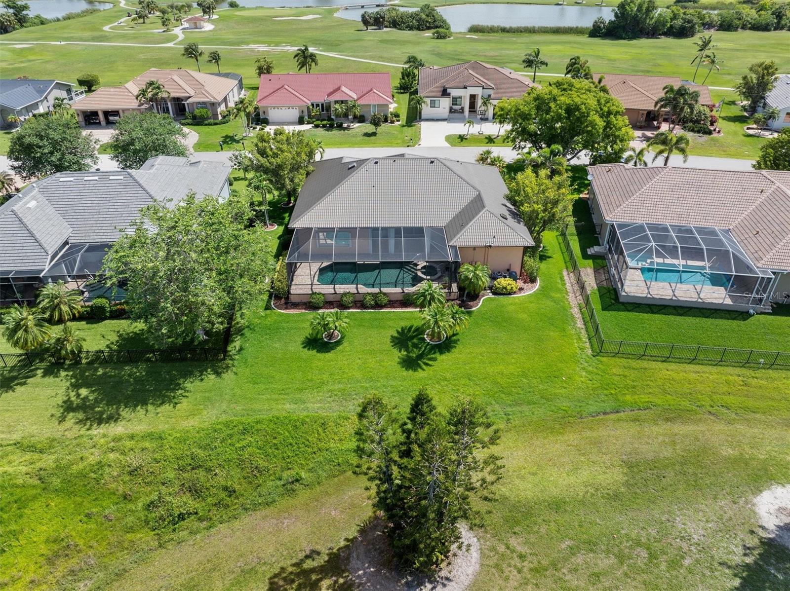 3825 BORDEAUX DR