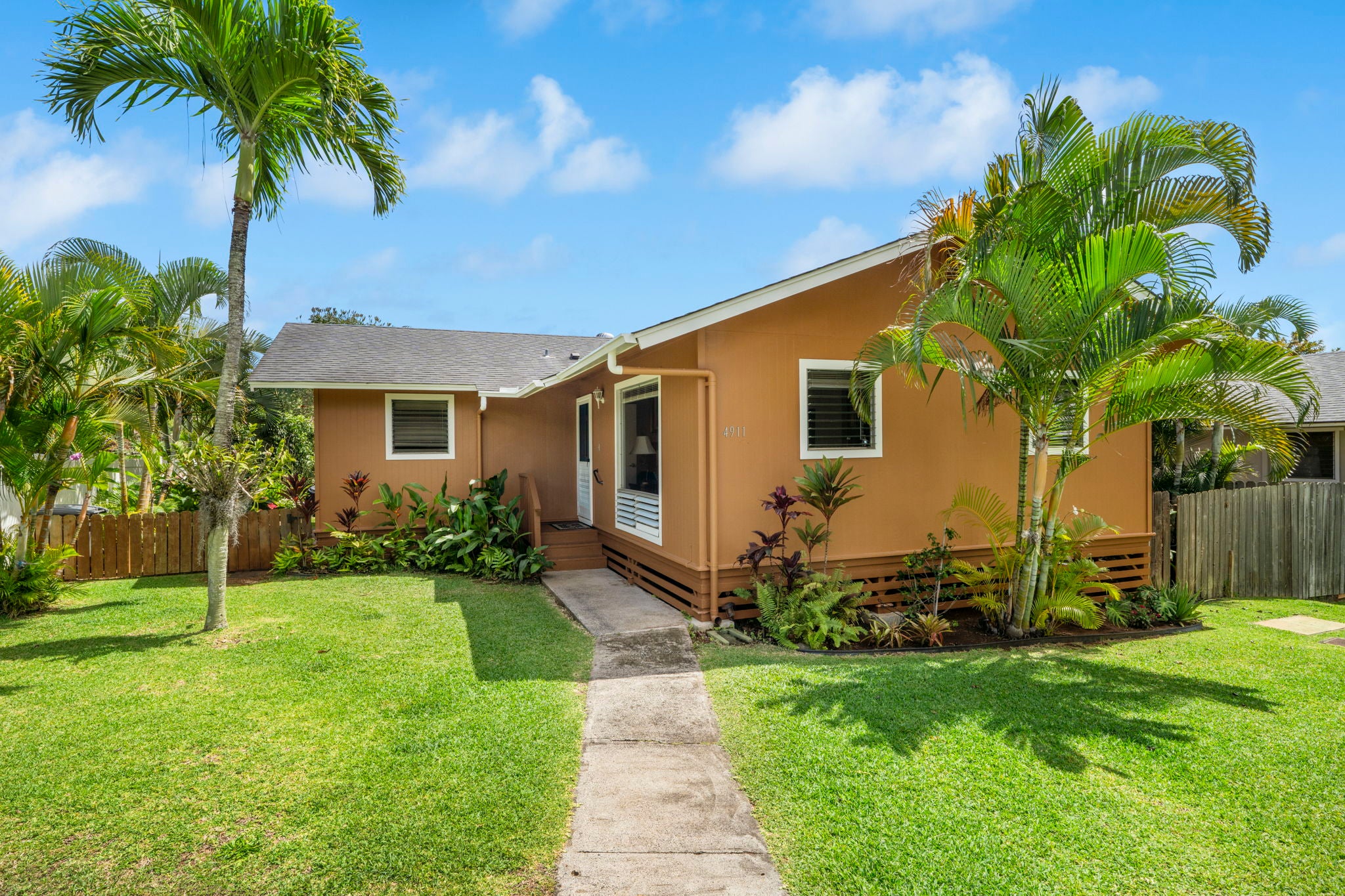 4911 ALIALI RD 0002
