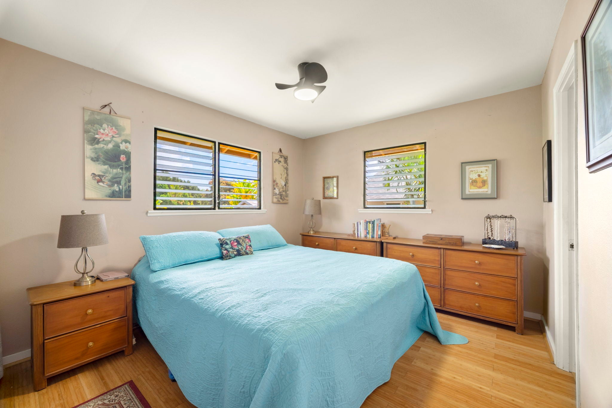 4911 ALIALI RD 0002