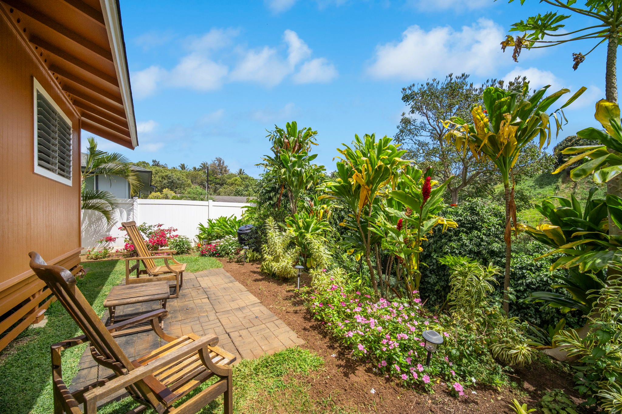 4911 ALIALI RD 0002