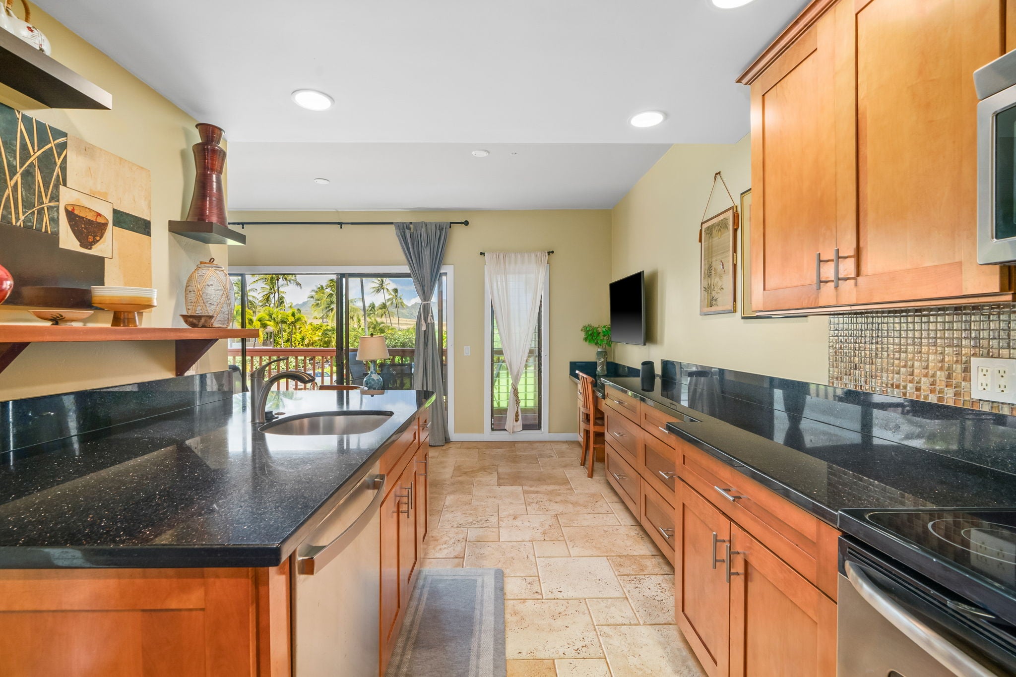 2370 HOOHU RD 712