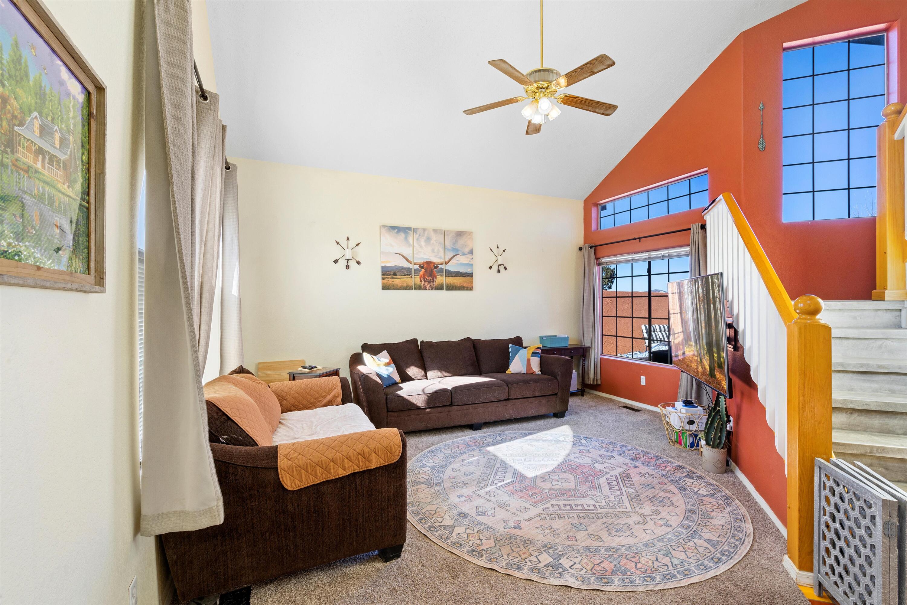 95 W Hill Ranch Road