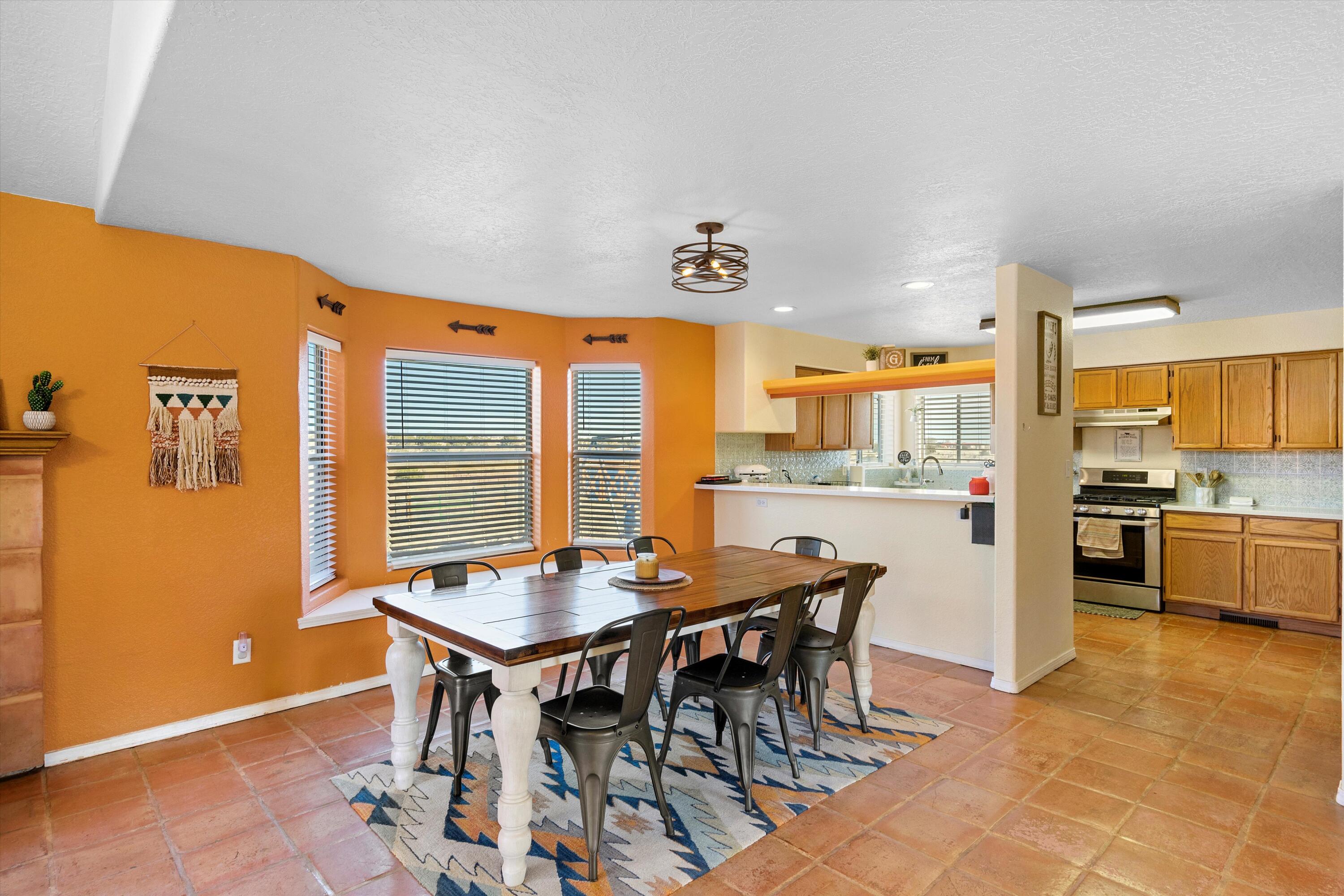 95 W Hill Ranch Road