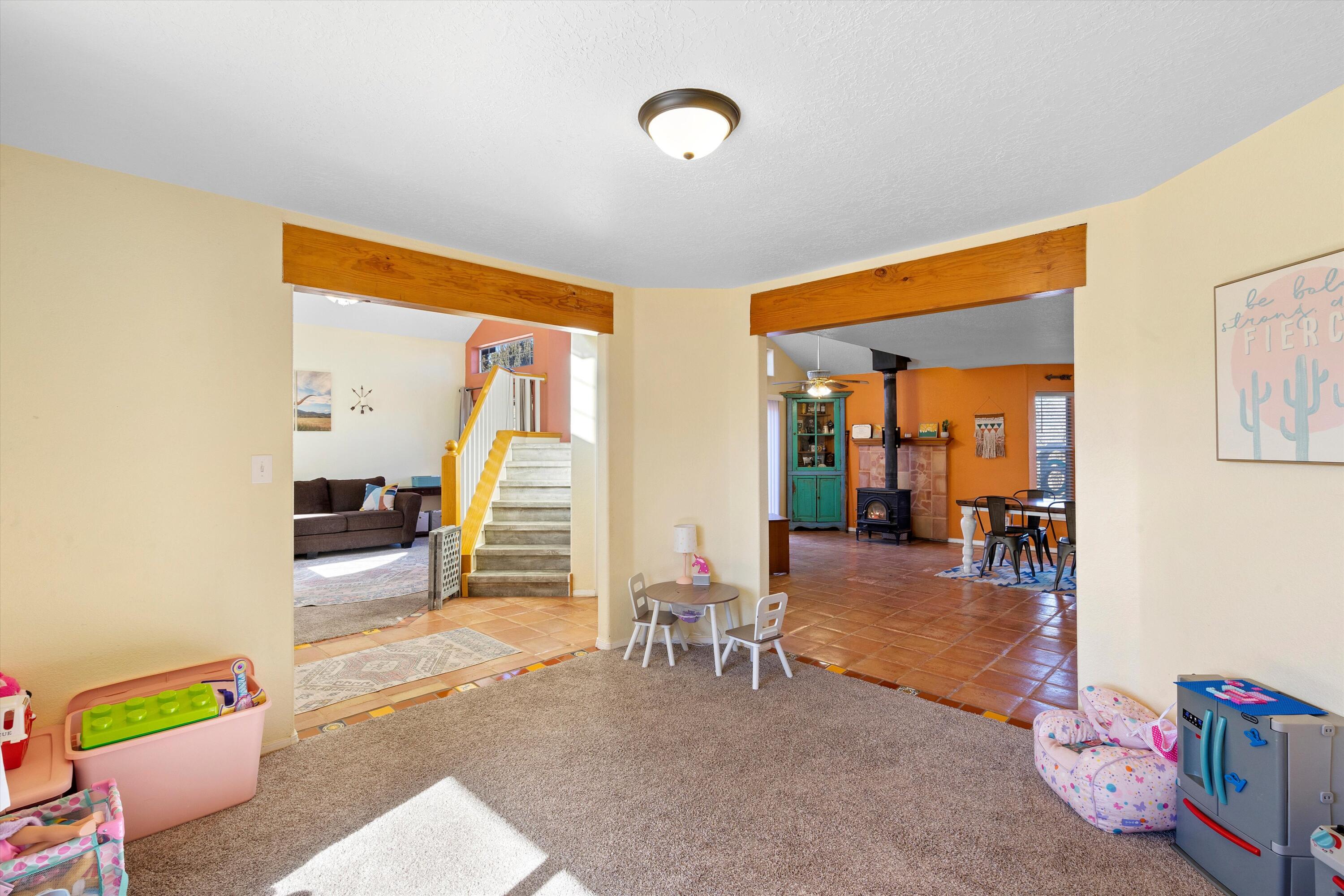 95 W Hill Ranch Road