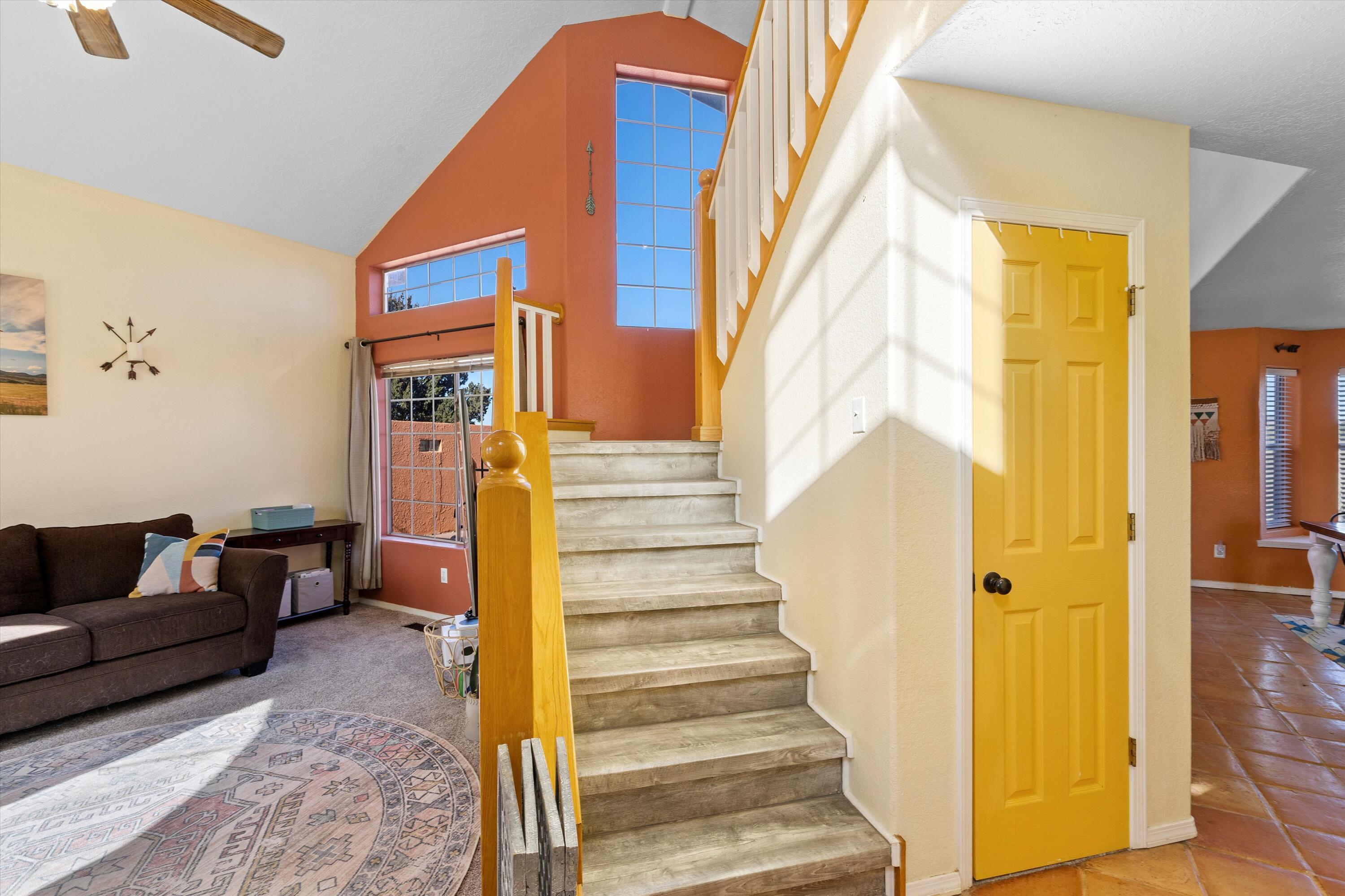 95 W Hill Ranch Road