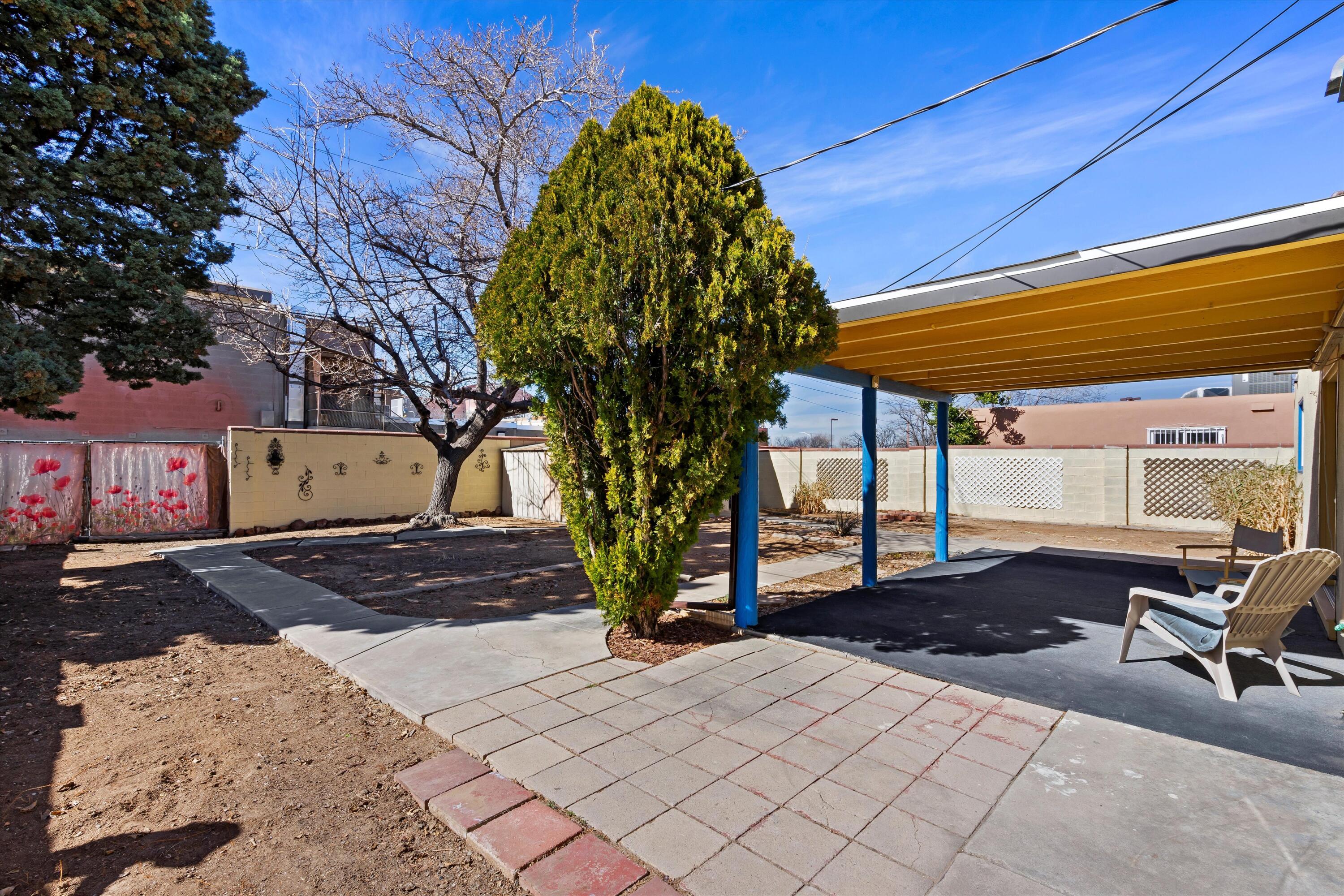 3225 Ortiz Drive NE