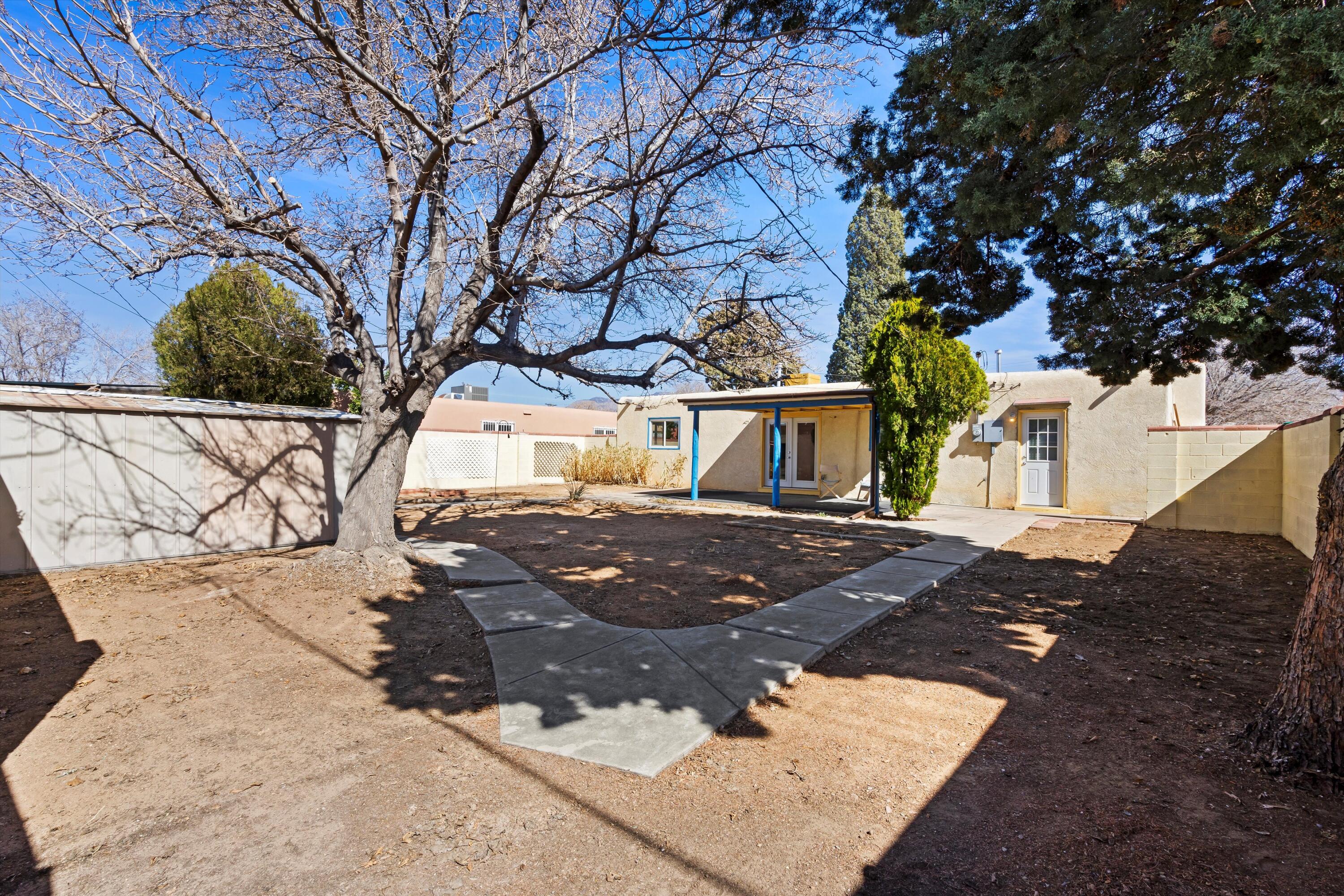 3225 Ortiz Drive NE