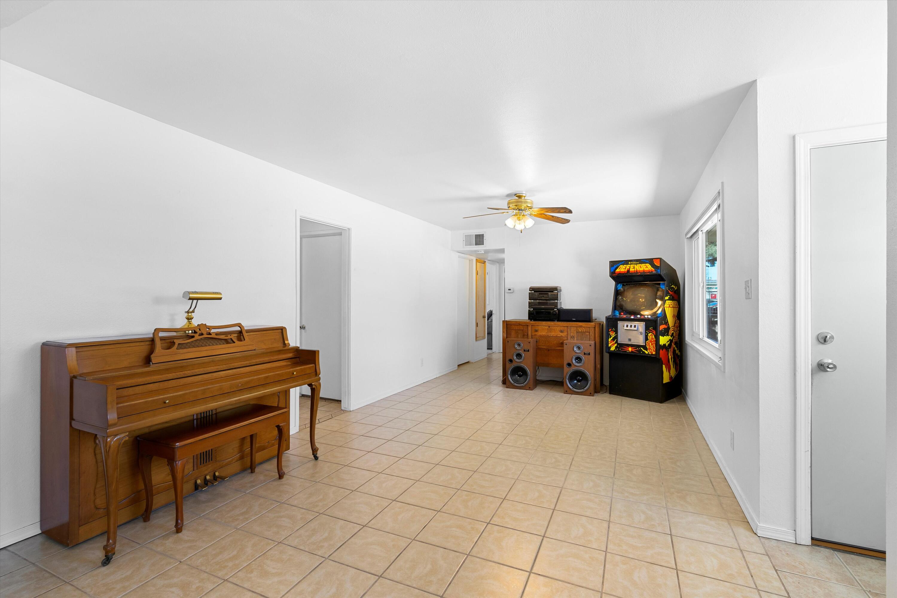 3225 Ortiz Drive NE